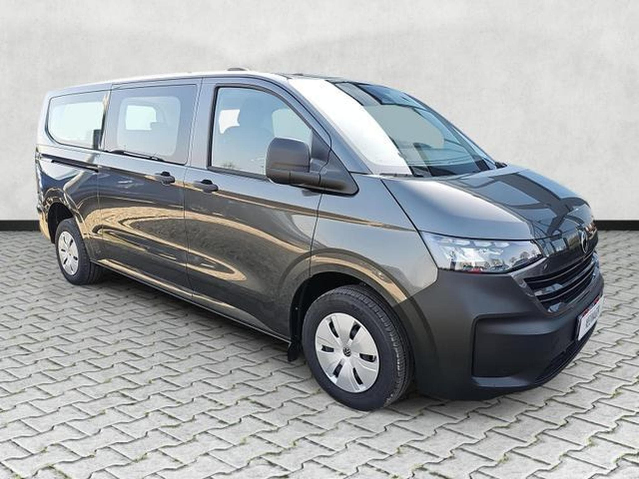 VW T7 2.0 TDI 81 kW LR (2025) - Foto 1