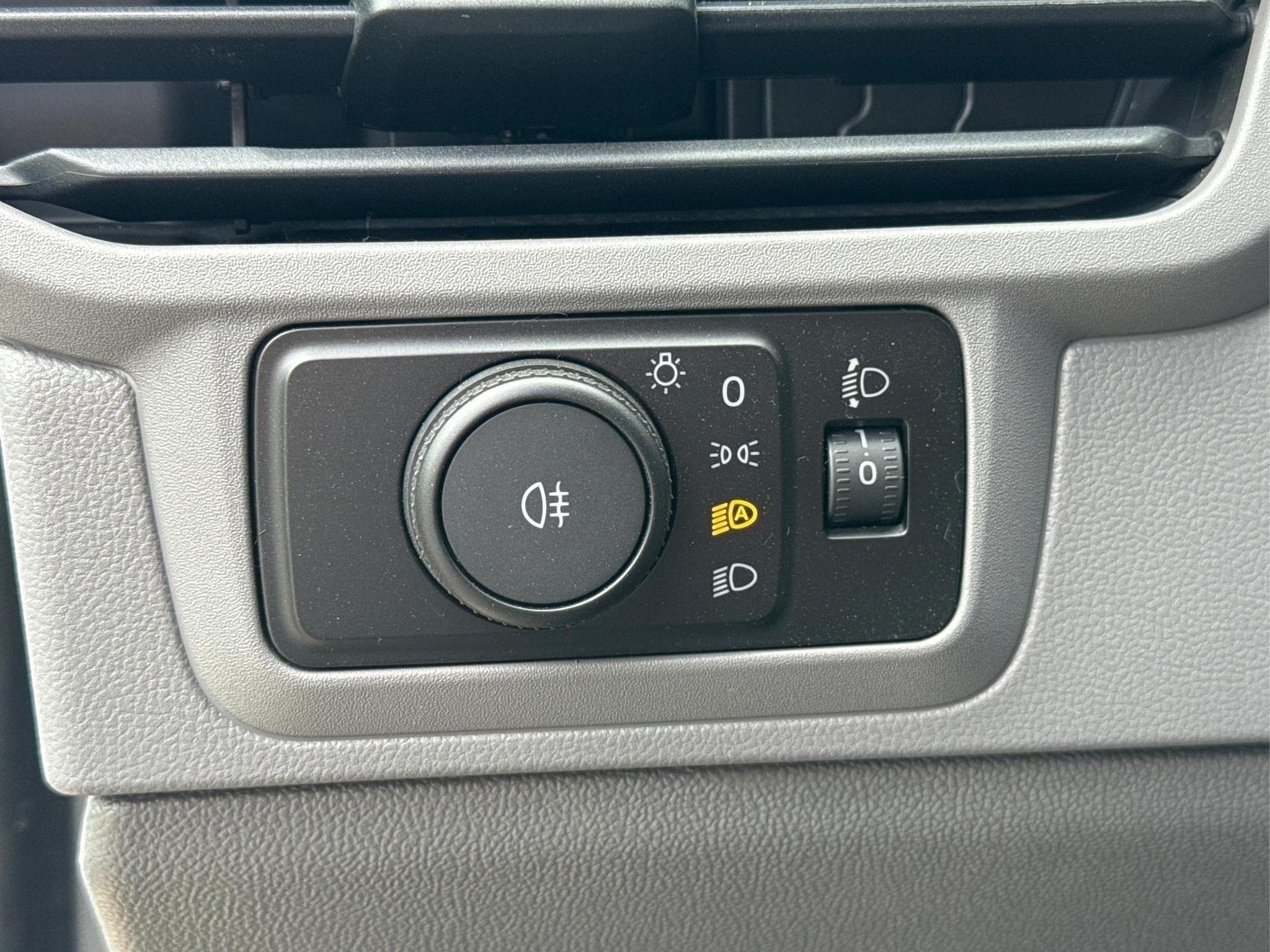 VW T7 Basis (2026) - Foto 16