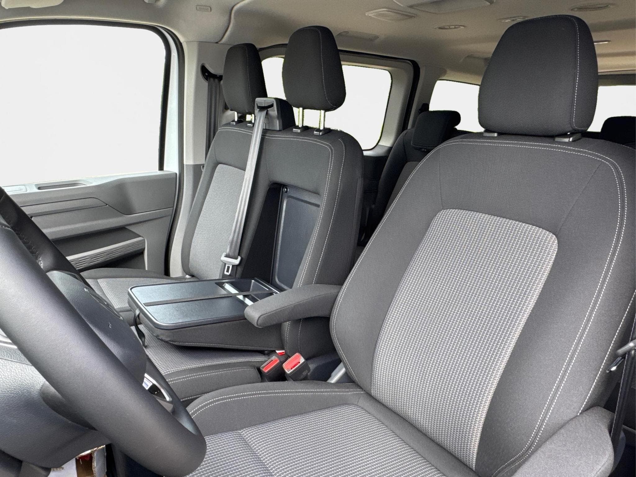 VW T7 Basis (2026) - Foto 17