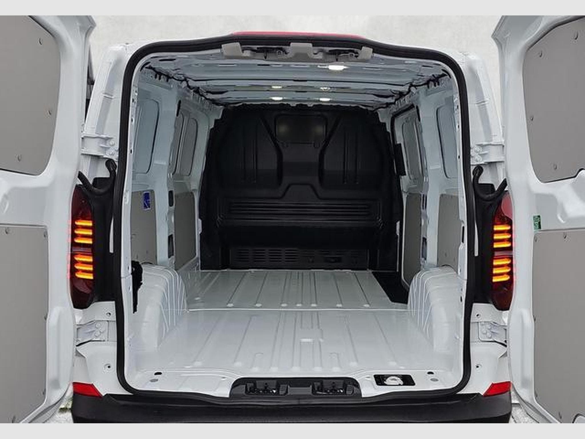 VW T7 Transporter Kaste 2.0 TDI 81 kW KR (2025) - Foto 14