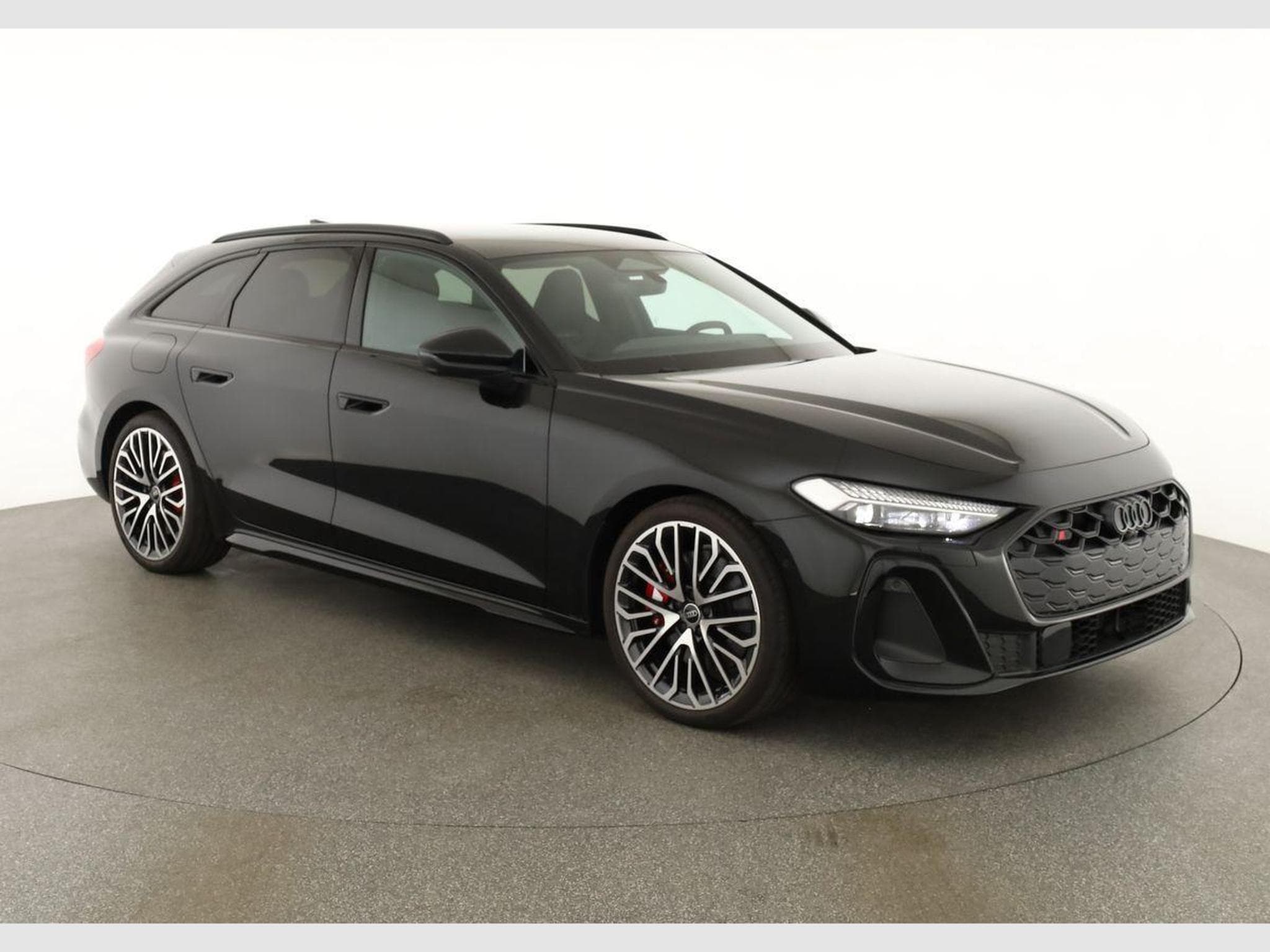 Audi S5 Kombi TFSI quattro 270 kW (2026) - Photo 1
