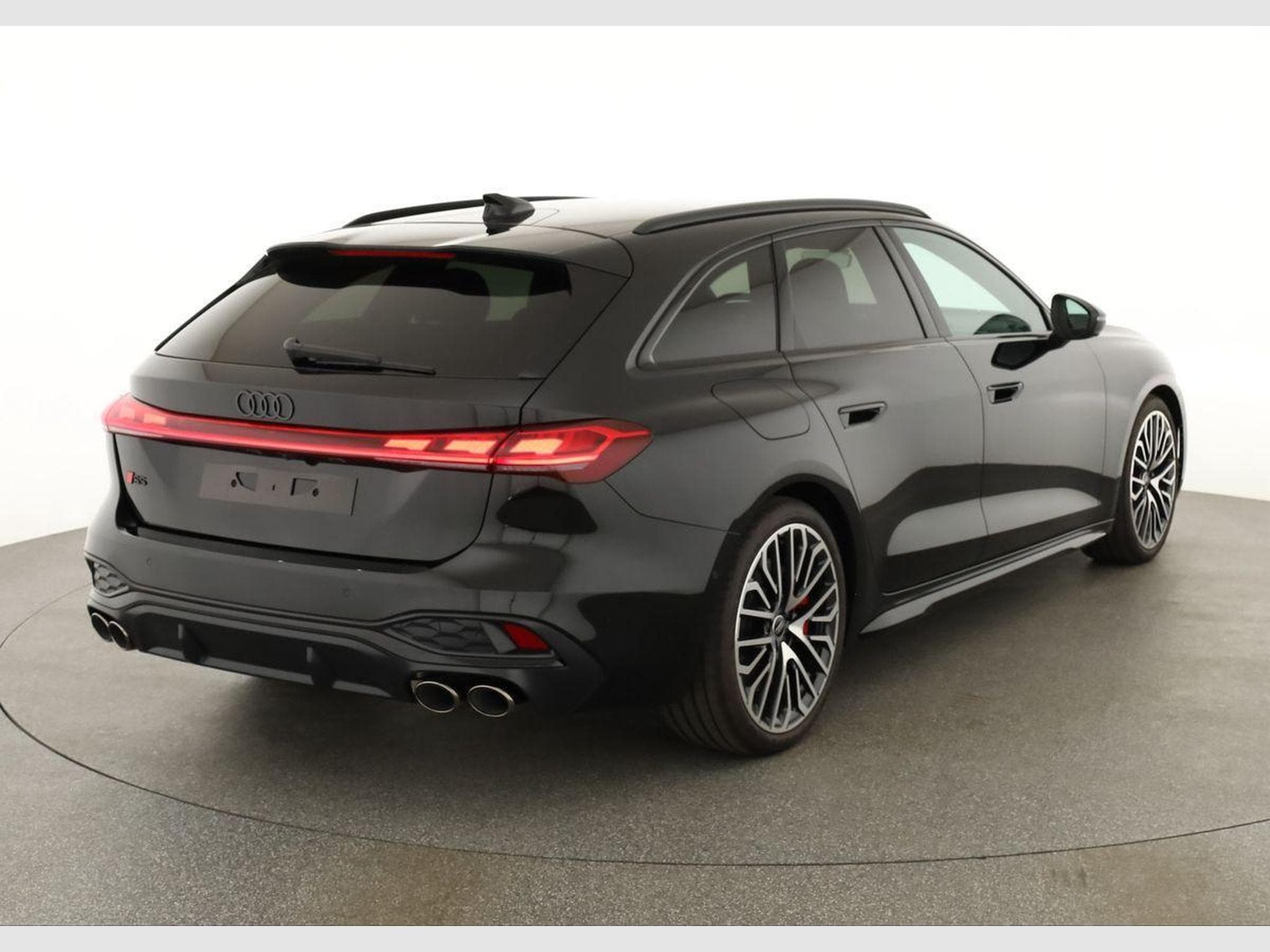 Audi S5 Kombi TFSI quattro 270 kW (2026) - Photo 2