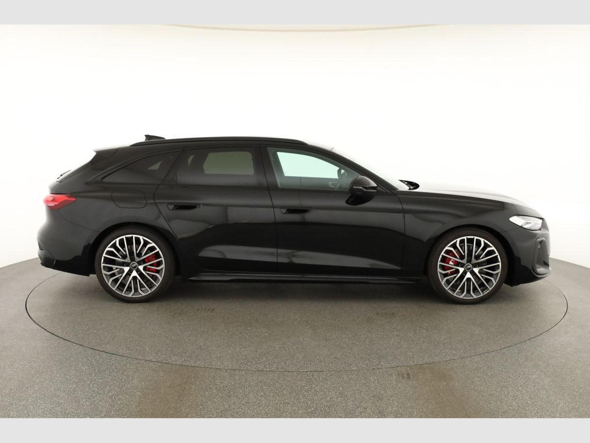 Audi S5 Kombi TFSI quattro 270 kW (2026) - Photo 22