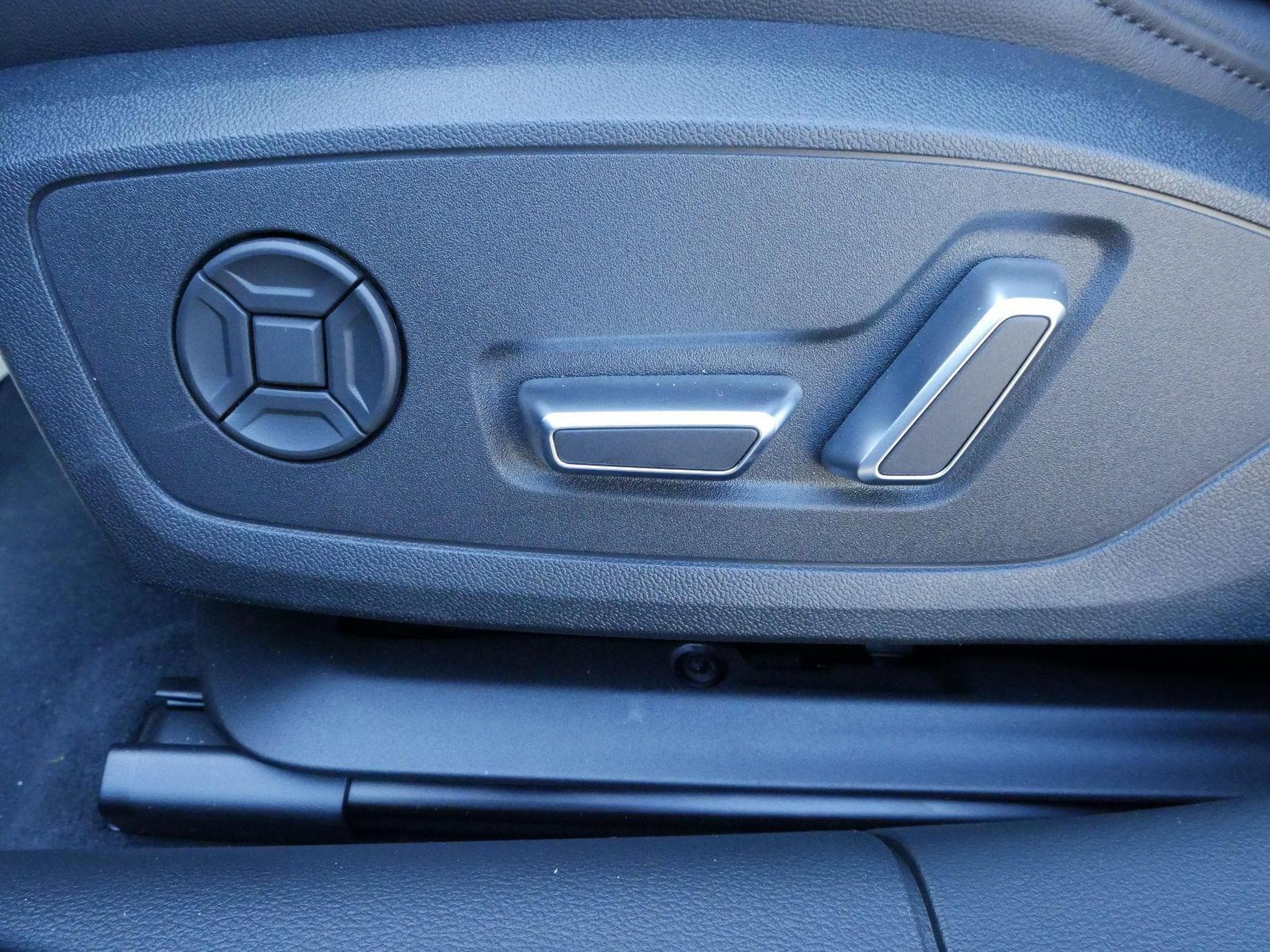 Audi S6 Avant TDI quattro (2024) - Foto 9