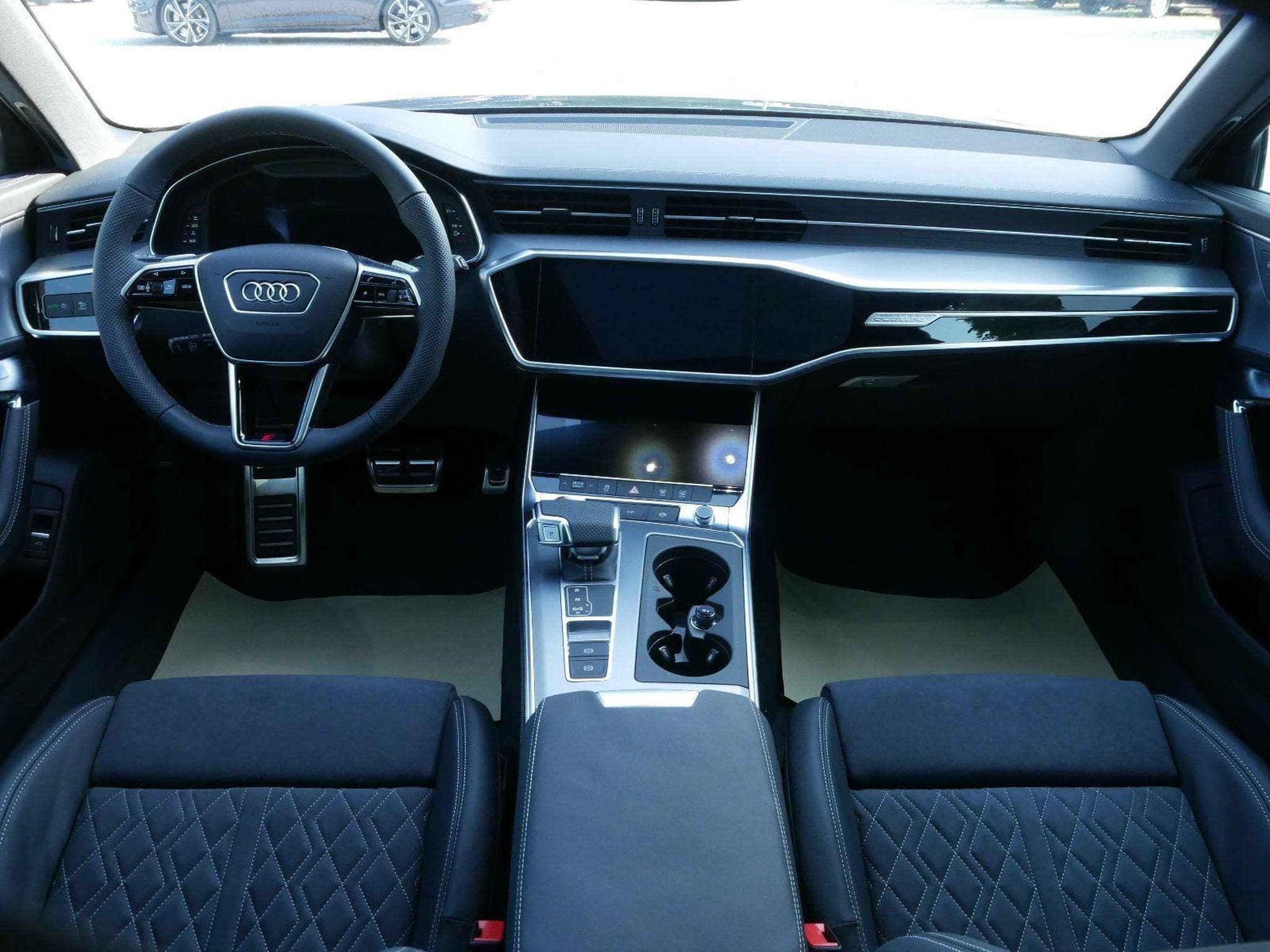 Audi S6 Avant TDI quattro (2024) - Foto 12