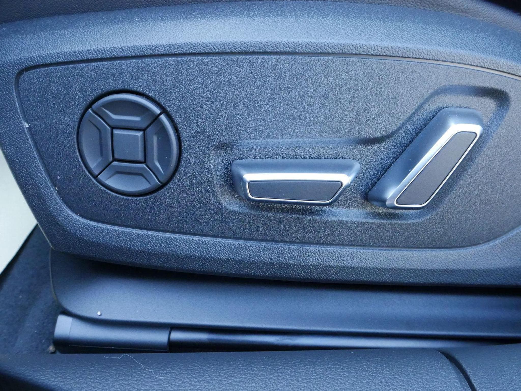 Audi S6 Avant TDI quattro (2024) - Foto 9