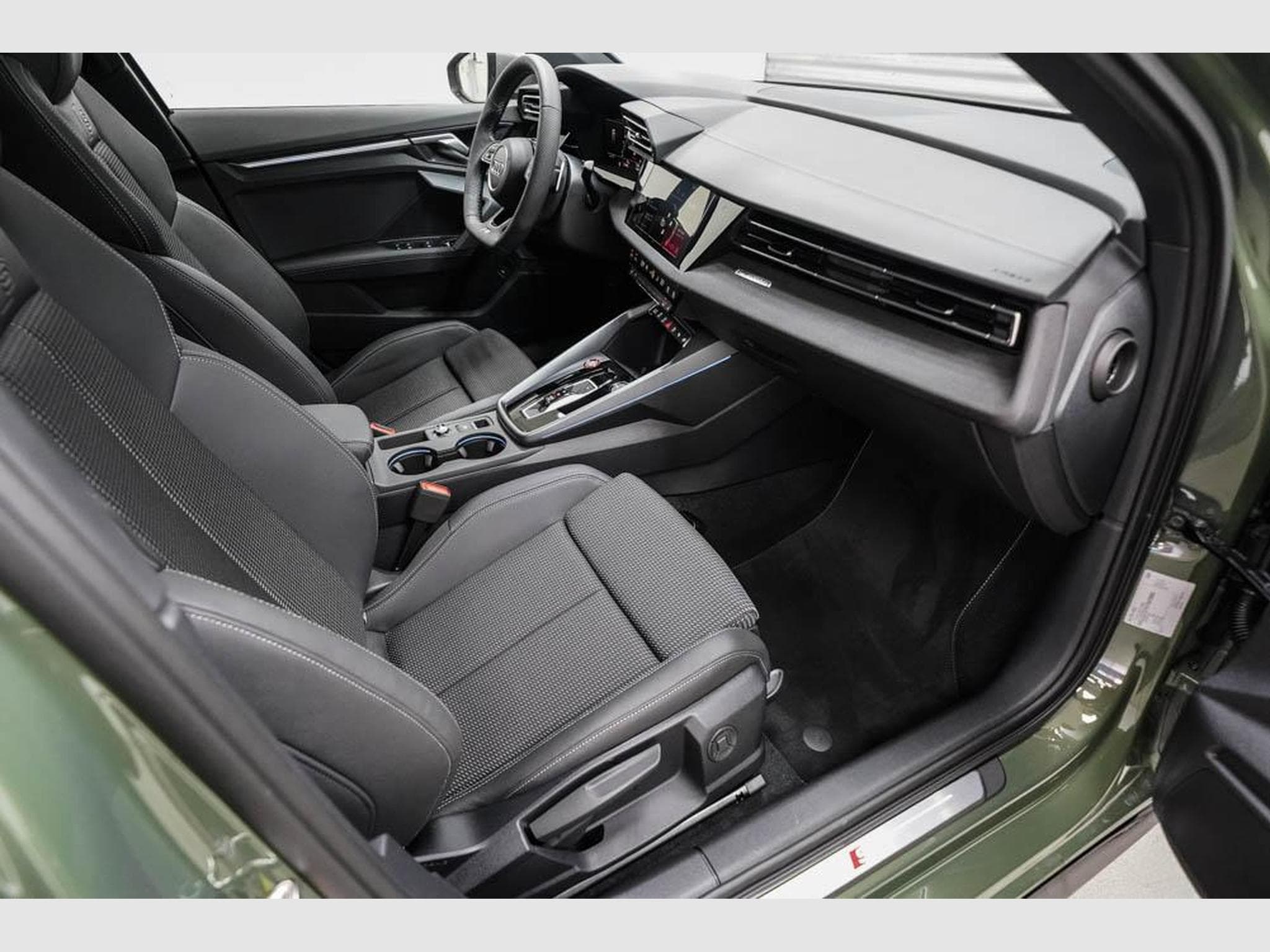 Audi S3 Sportback 2,0 TFSI (2026) - Foto 20