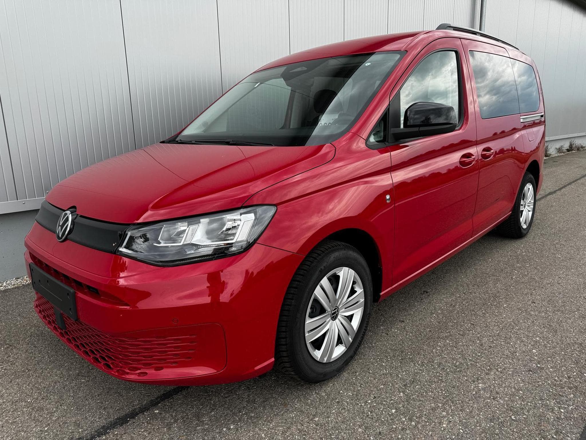 VW Caddy Basis (2026) - Foto 1