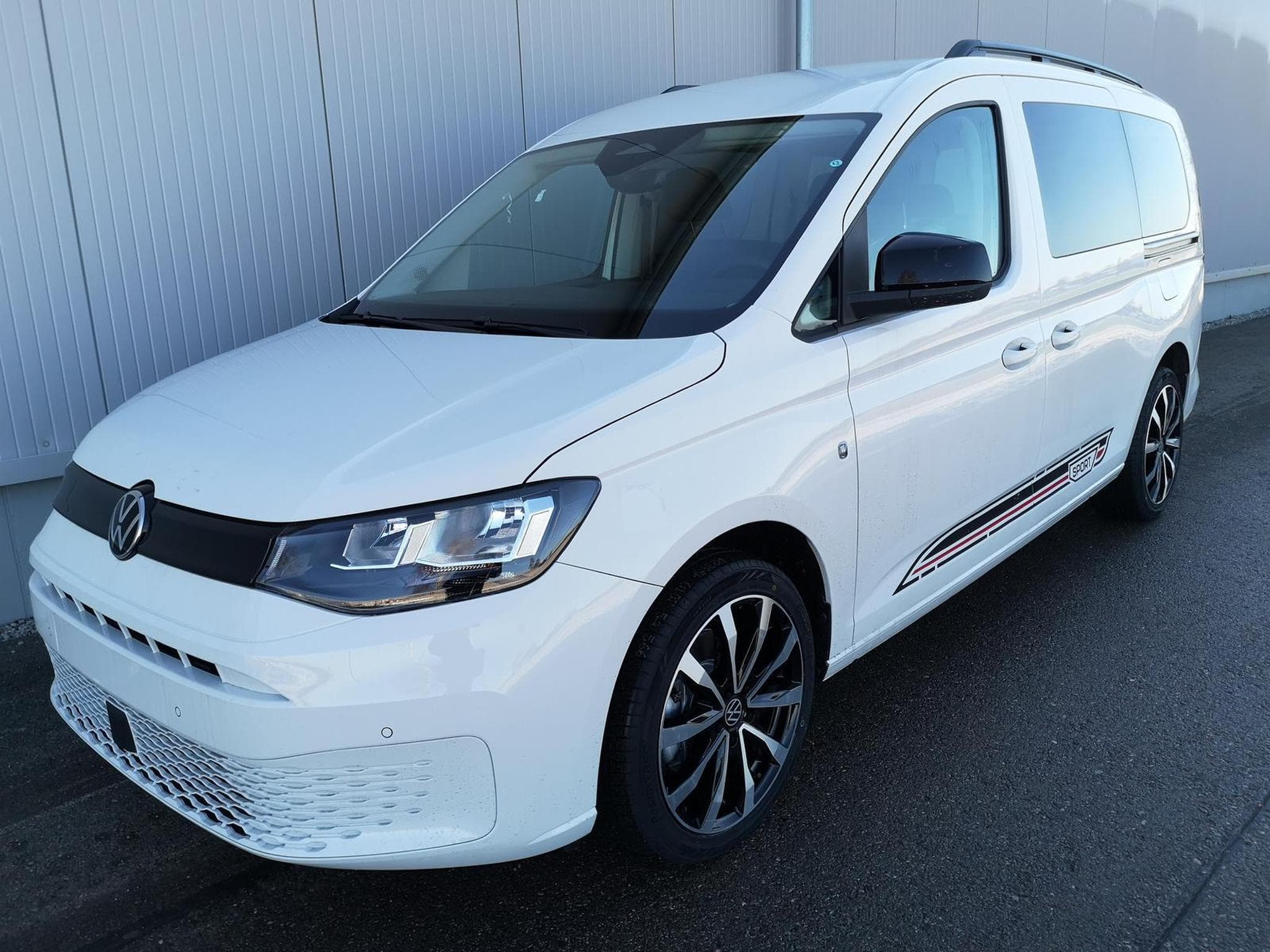 VW Caddy Basis (2026) - Foto 4