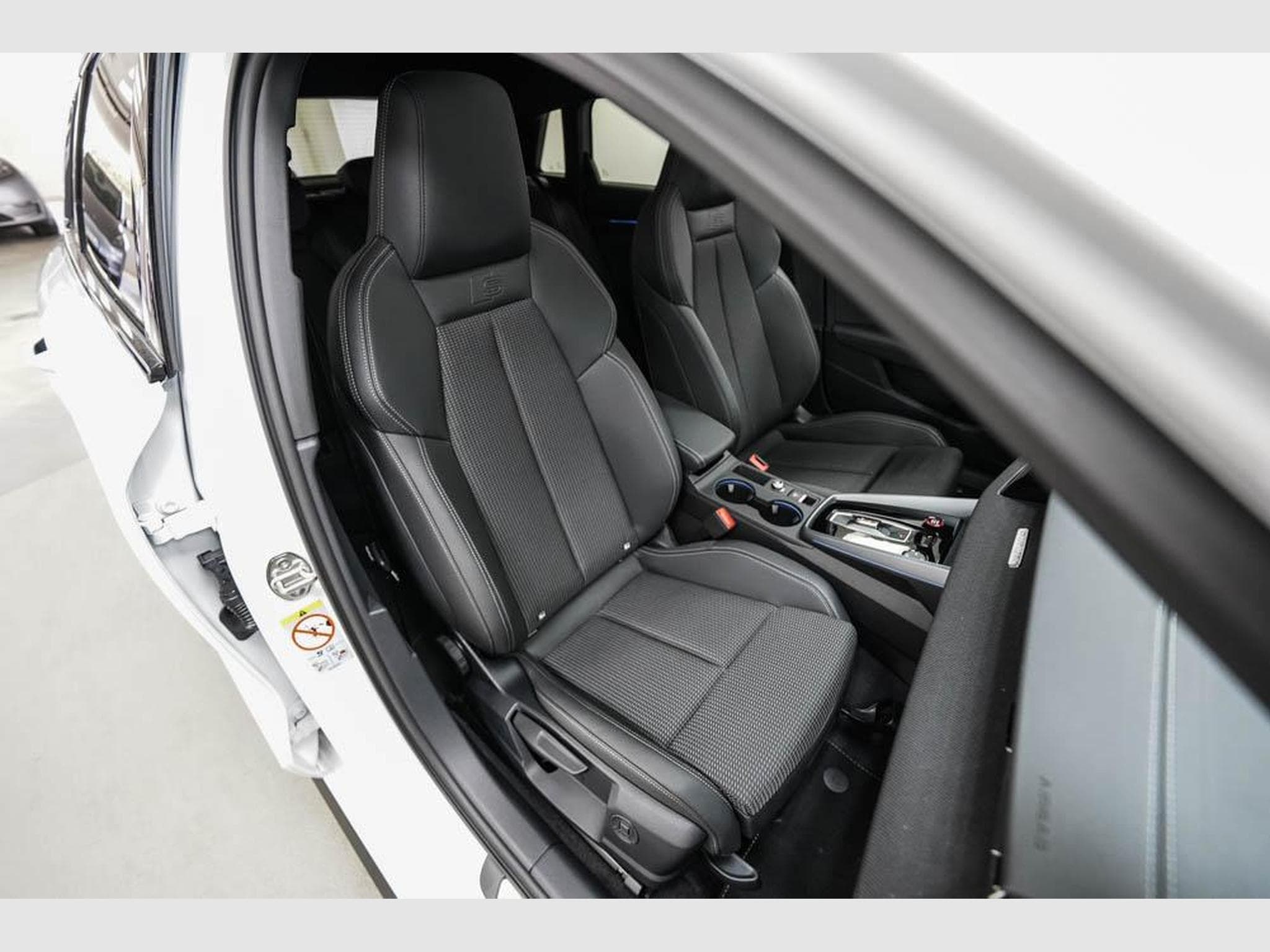 Audi S3 Sportback 2,0 TFSI (2026) - Foto 21