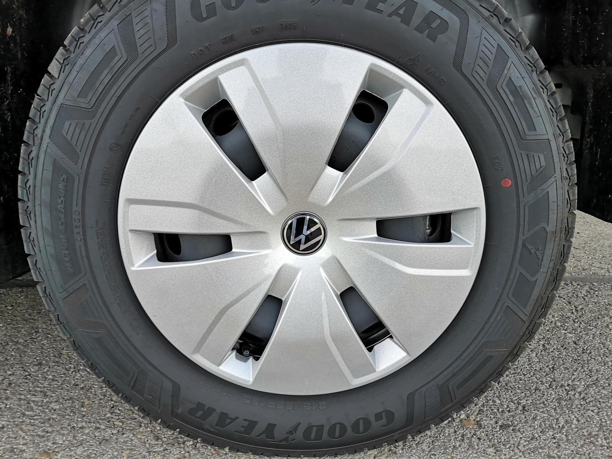 VW T7 BEV 100 kW RWD KR (2026) - Foto 3