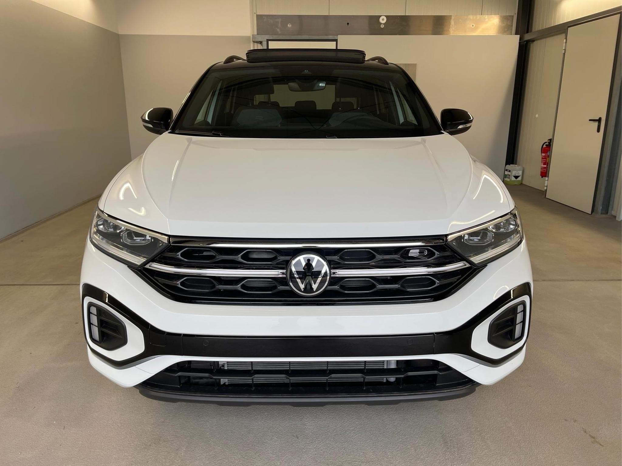 VW T-Roc R-Line (2025) - Foto 2
