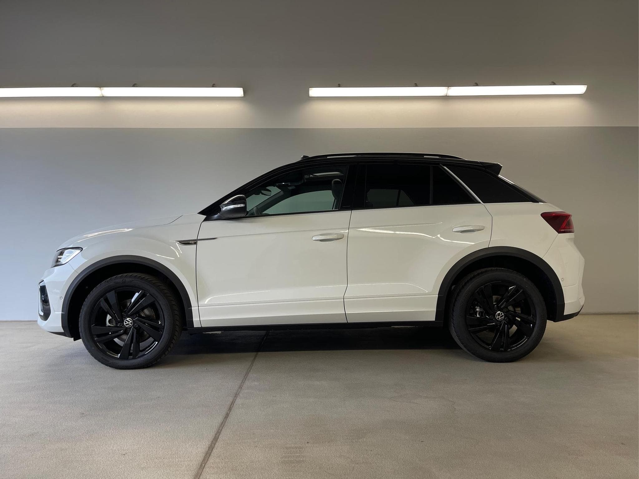 VW T-Roc R-Line (2025) - Foto 3