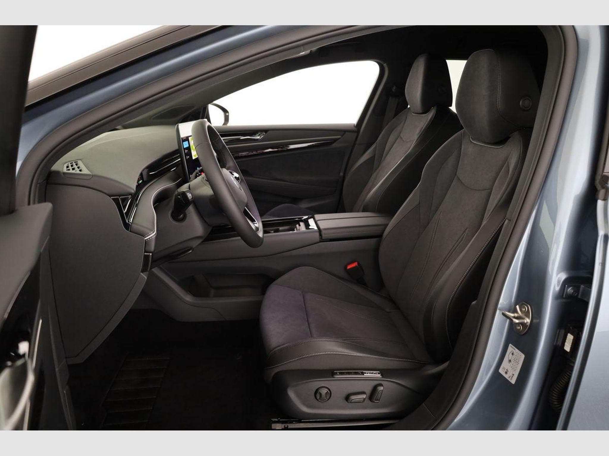 VW ID.7 Pro 210 kW (2026) - Foto 9