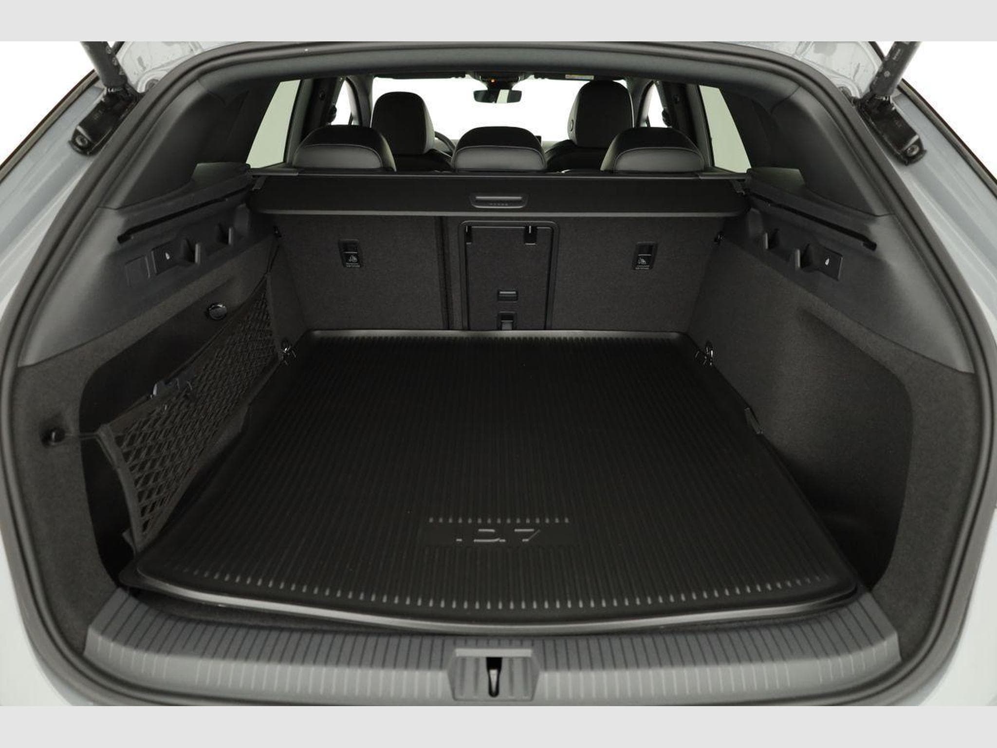 VW ID.7 Pro 210 kW (2026) - Foto 11