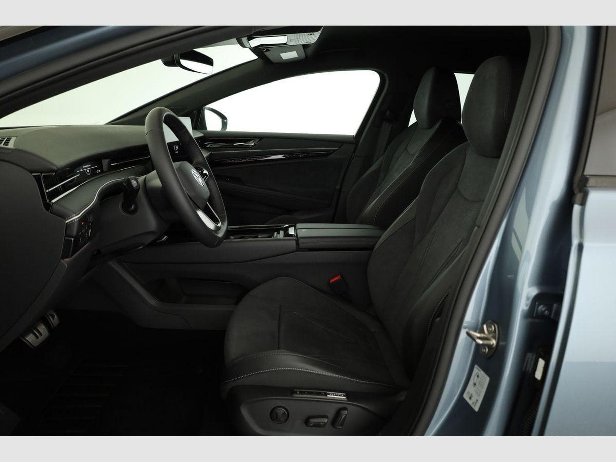 VW ID.7 Pro 210 kW (2026) - Foto 9