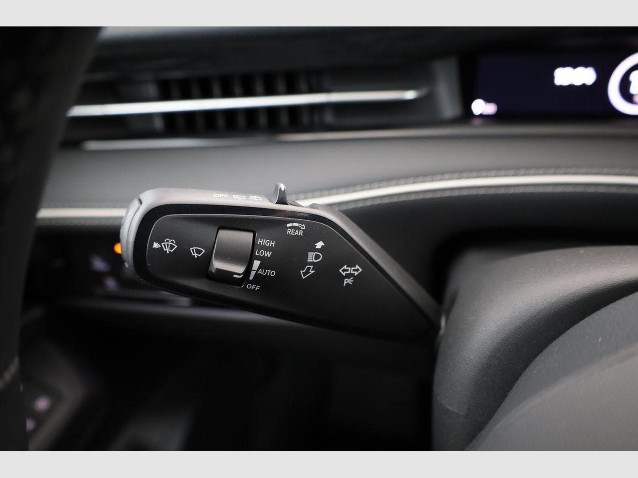 VW ID.7 Pro 210 kW (2026) - Foto 9
