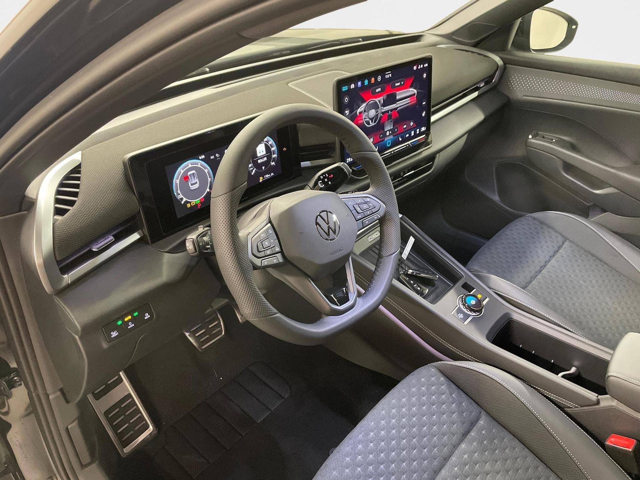 VW T-Roc R-Line (2026) - Foto 13