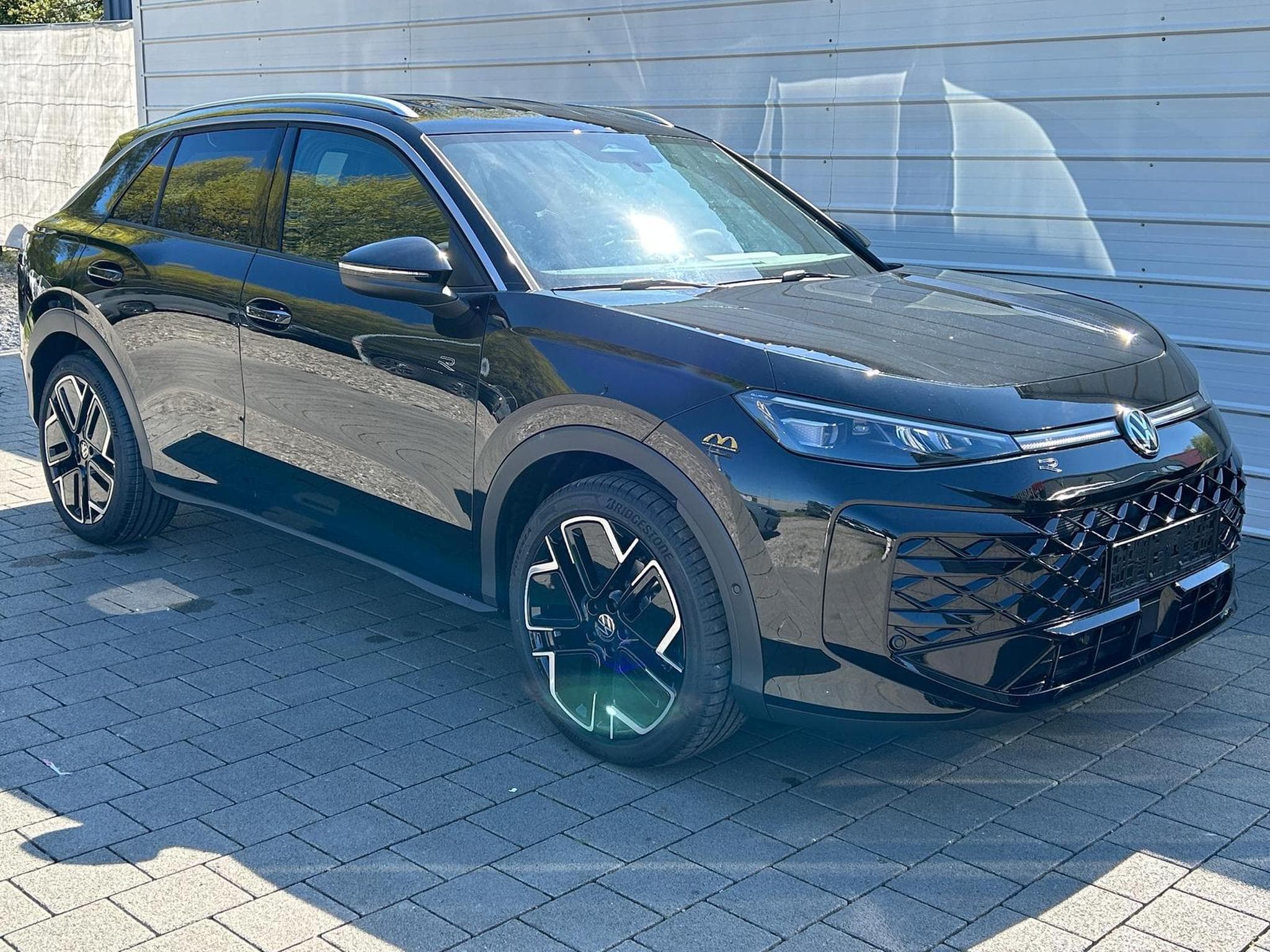 VW T-Roc R-Line (2026) - Foto 1