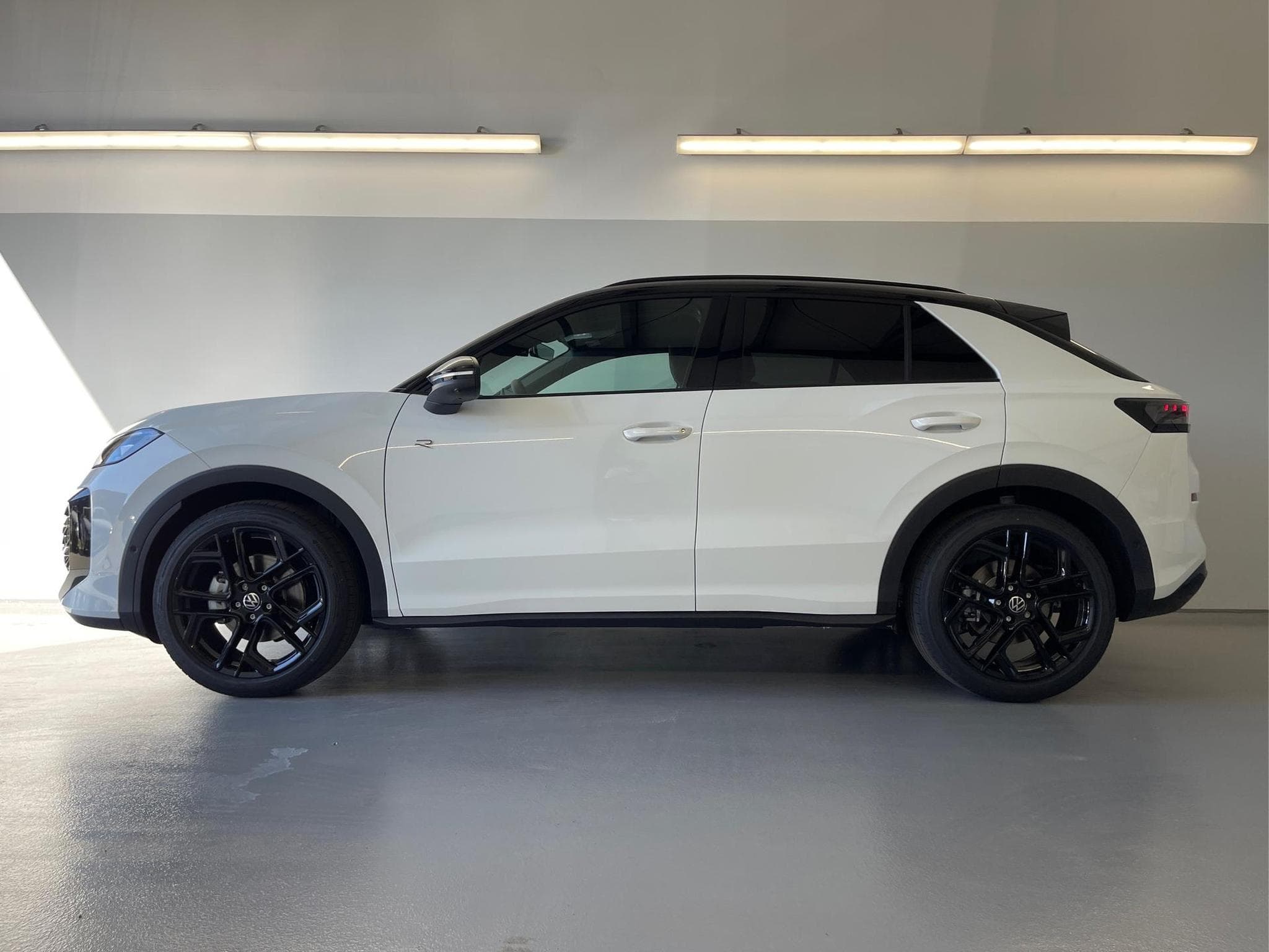 VW T-Roc NEU R-Line (2026) - Photo 3