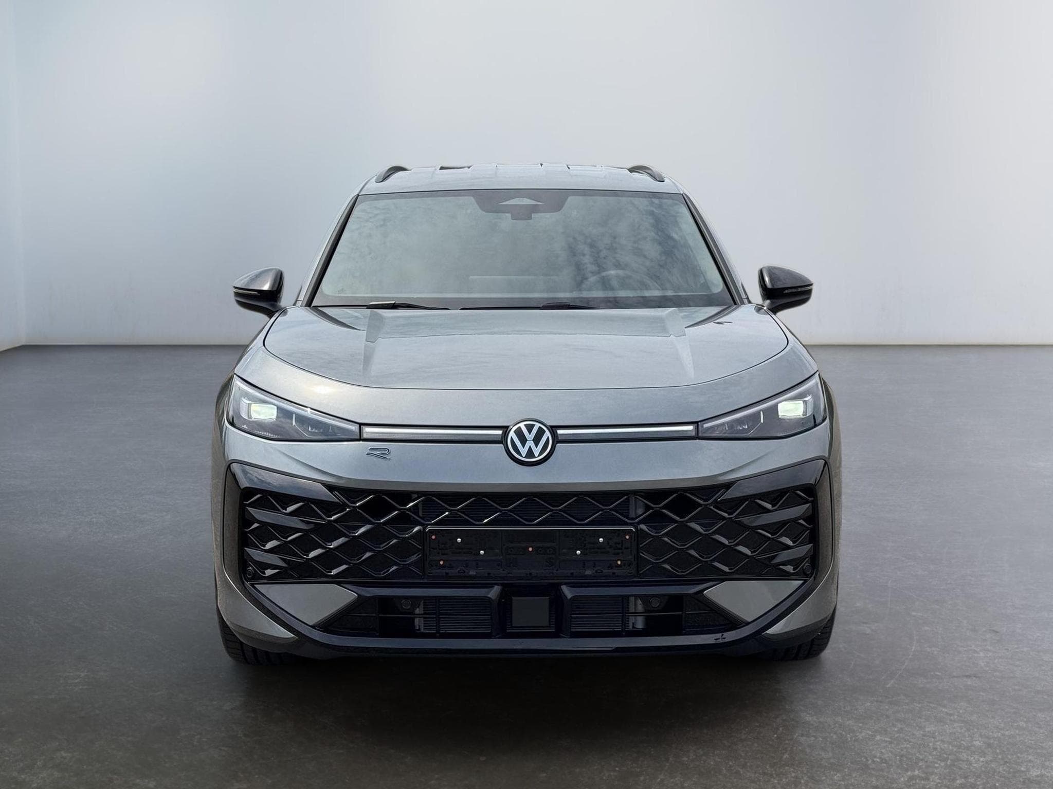 VW T-Roc 1.5 R-Line Black (2026) - Photo 2