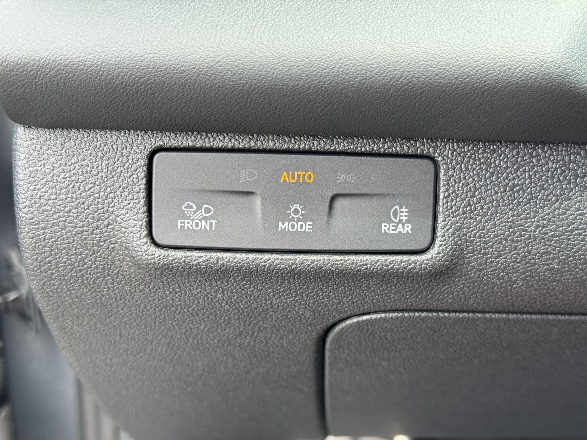 VW T-Roc 1.5 R-Line Black (2026) - Photo 24