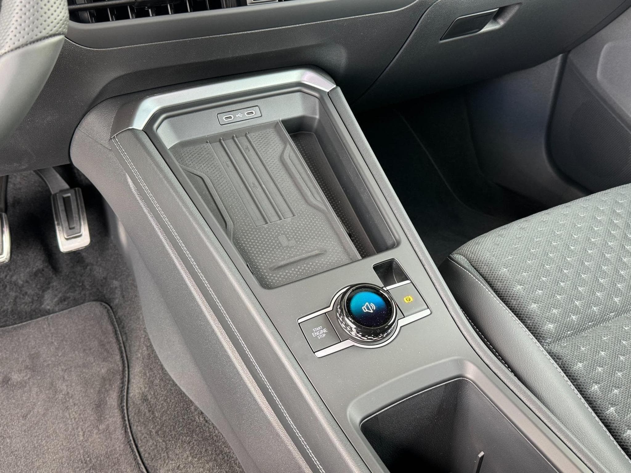 VW T-Roc T-Roc (2026) - Photo 14