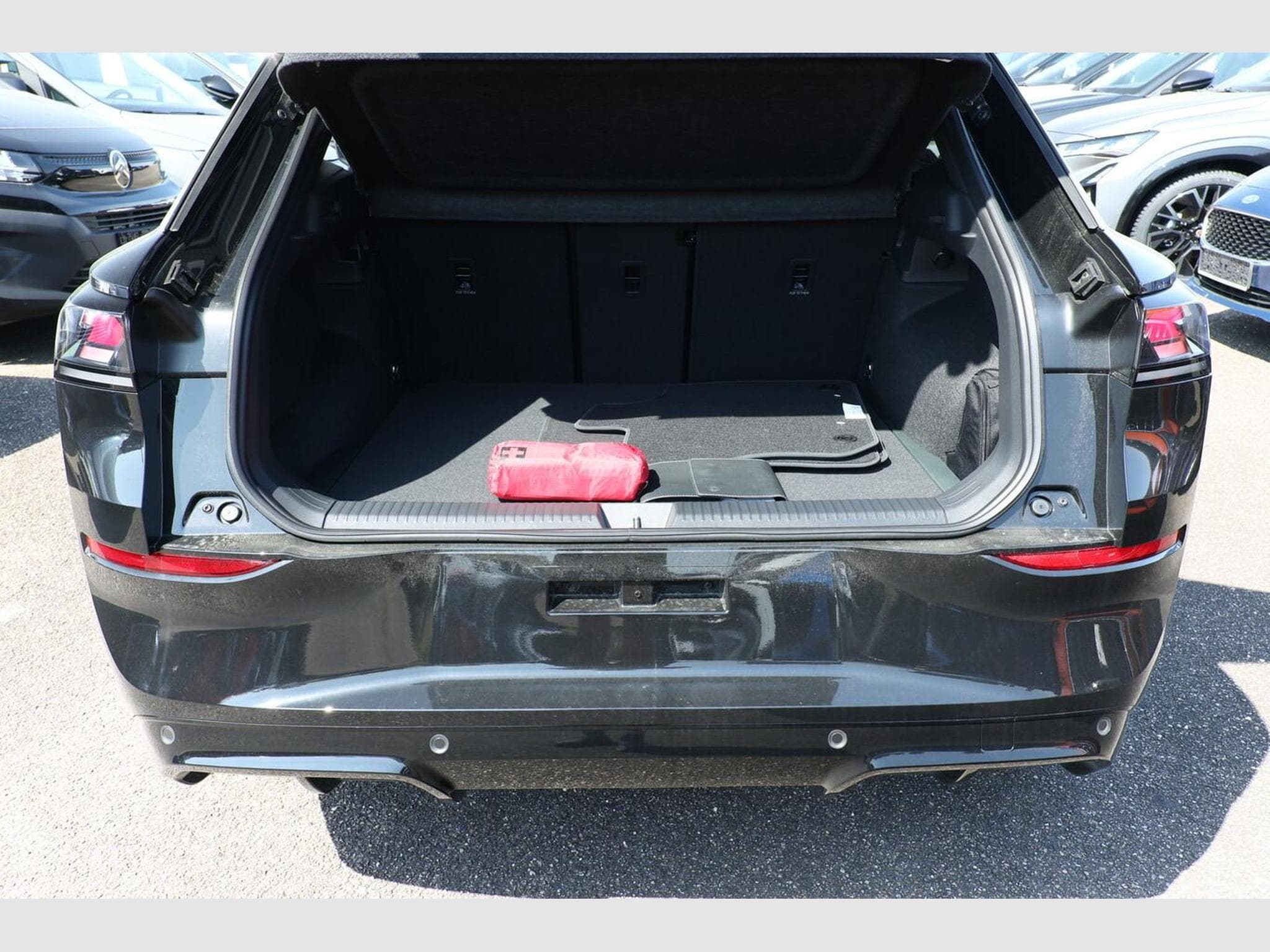 VW T-Roc R-Line (2026) - Photo 11