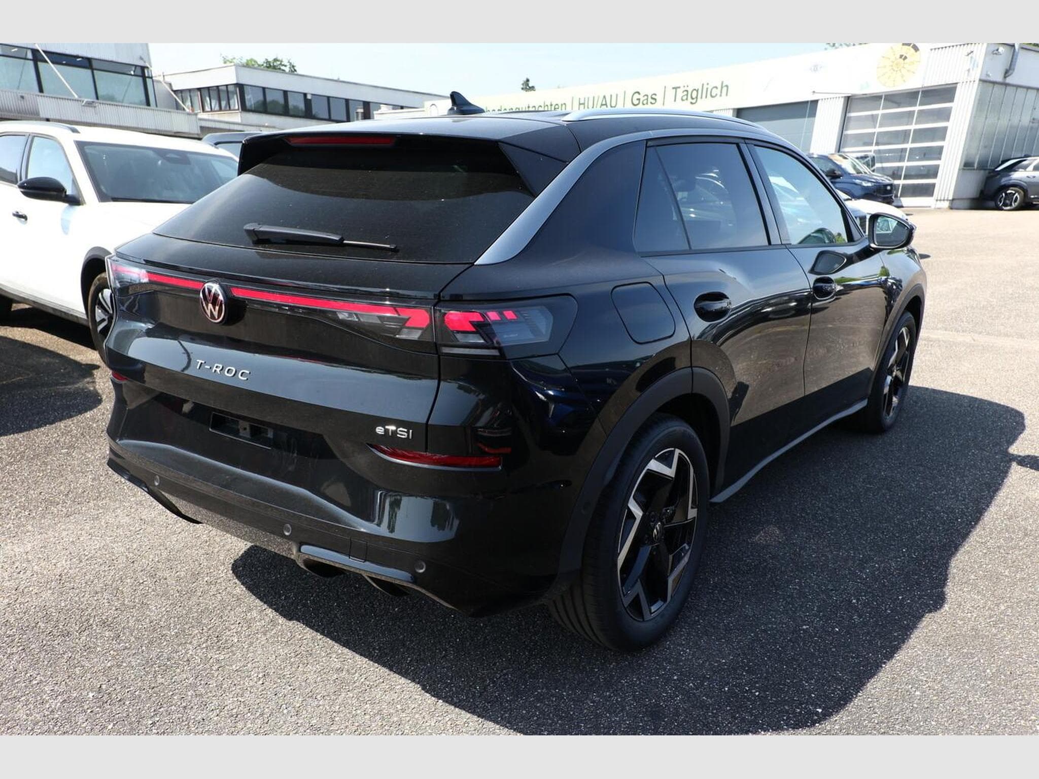VW T-Roc R-Line (2026) - Photo 3