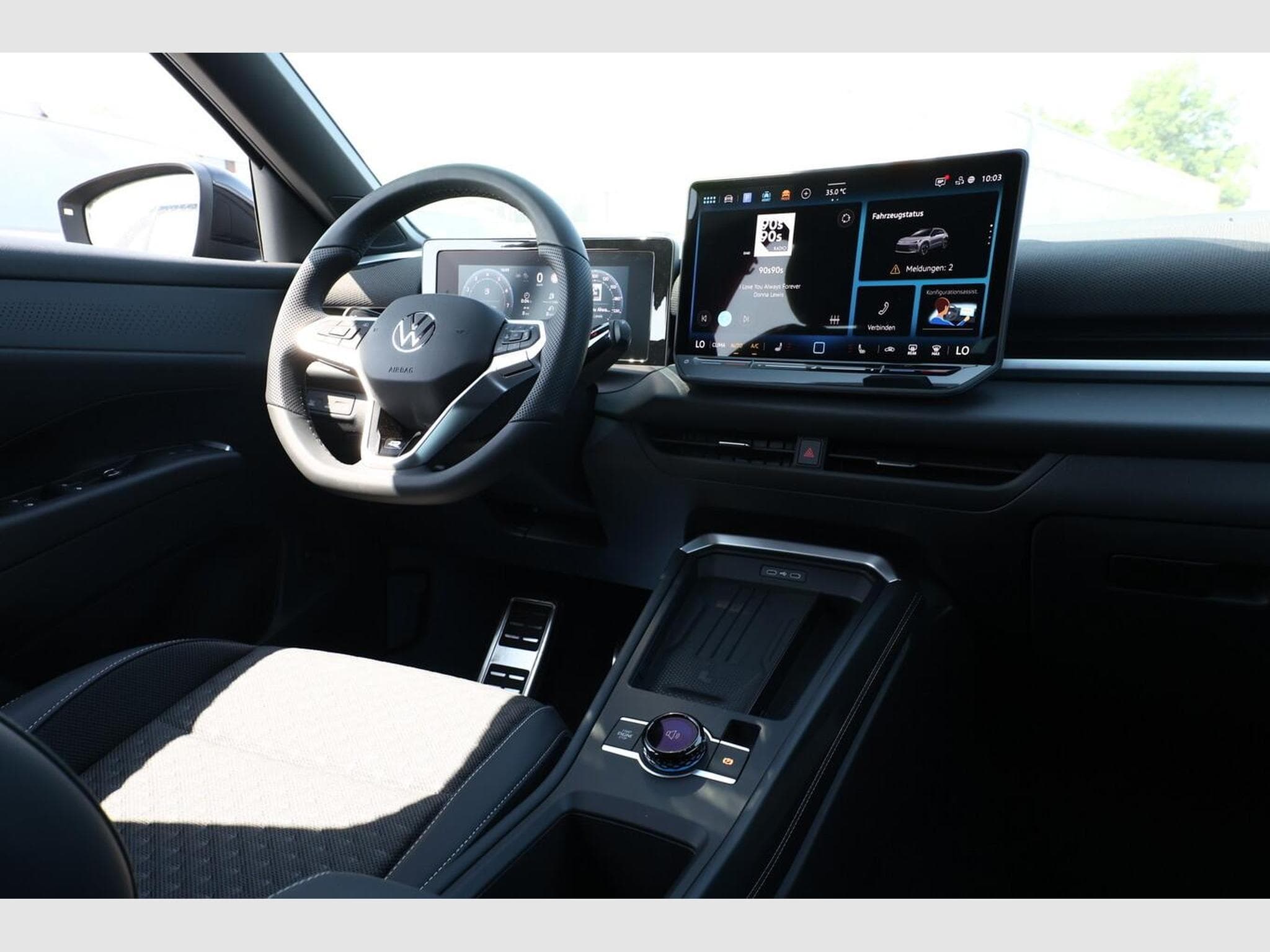 VW T-Roc R-Line (2026) - Photo 9