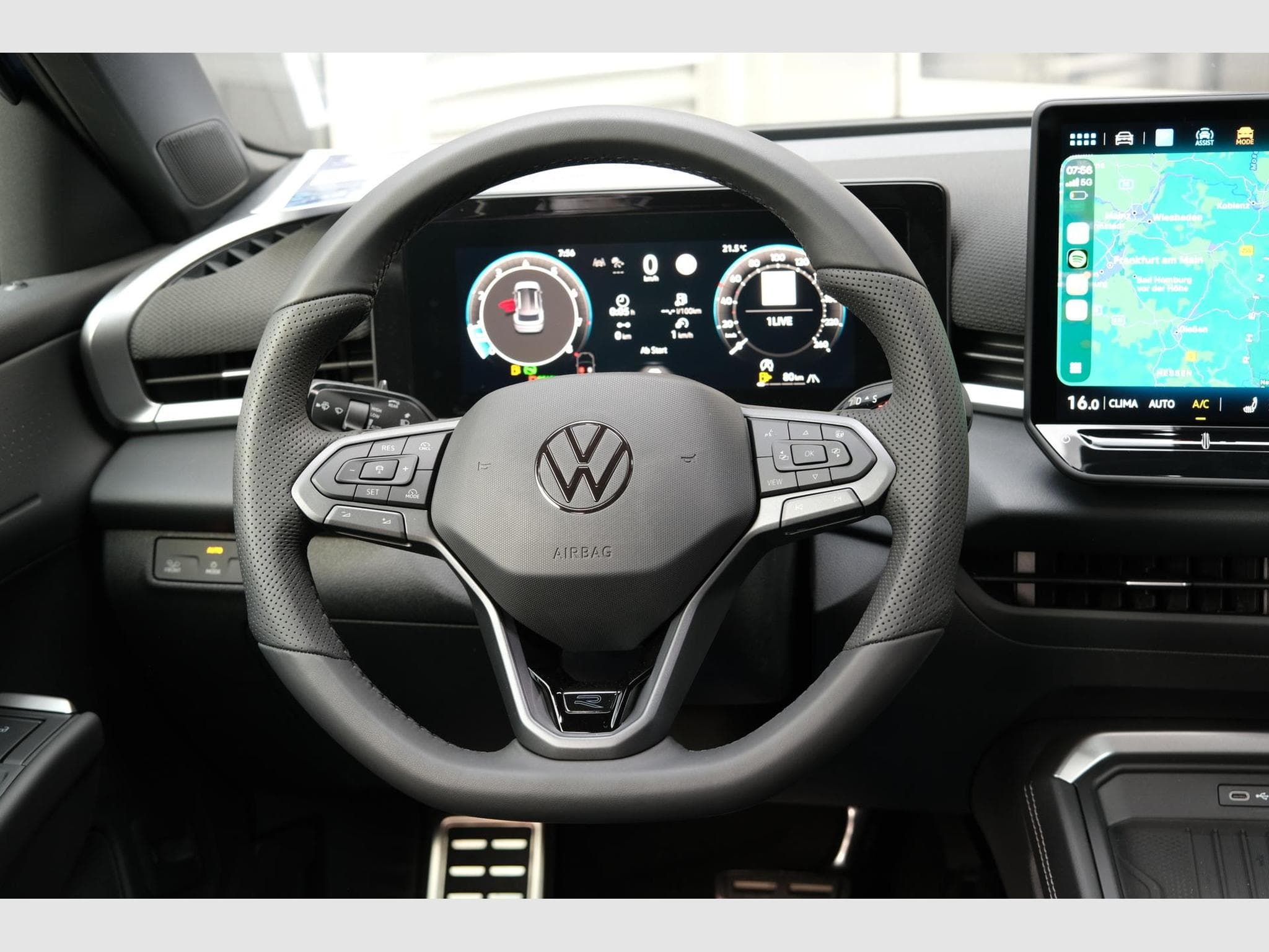 VW T-Roc 1.5 eTSI DSG (2026) - Photo 10