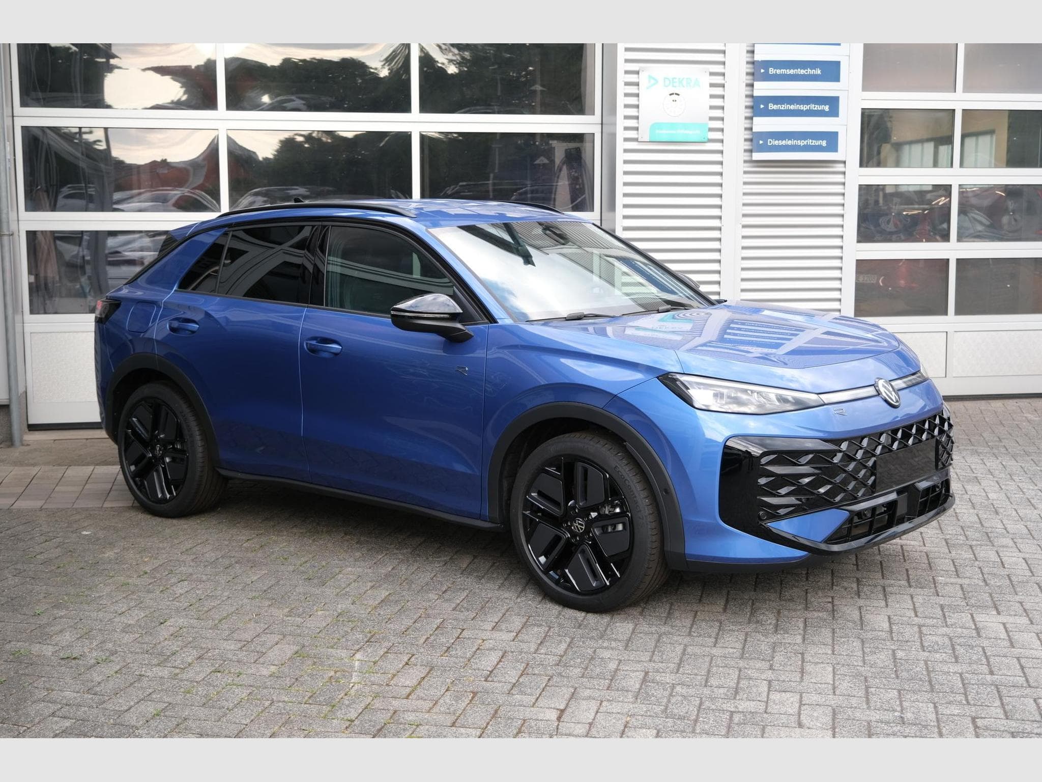 VW T-Roc 1.5 eTSI DSG (2026) - Photo 3