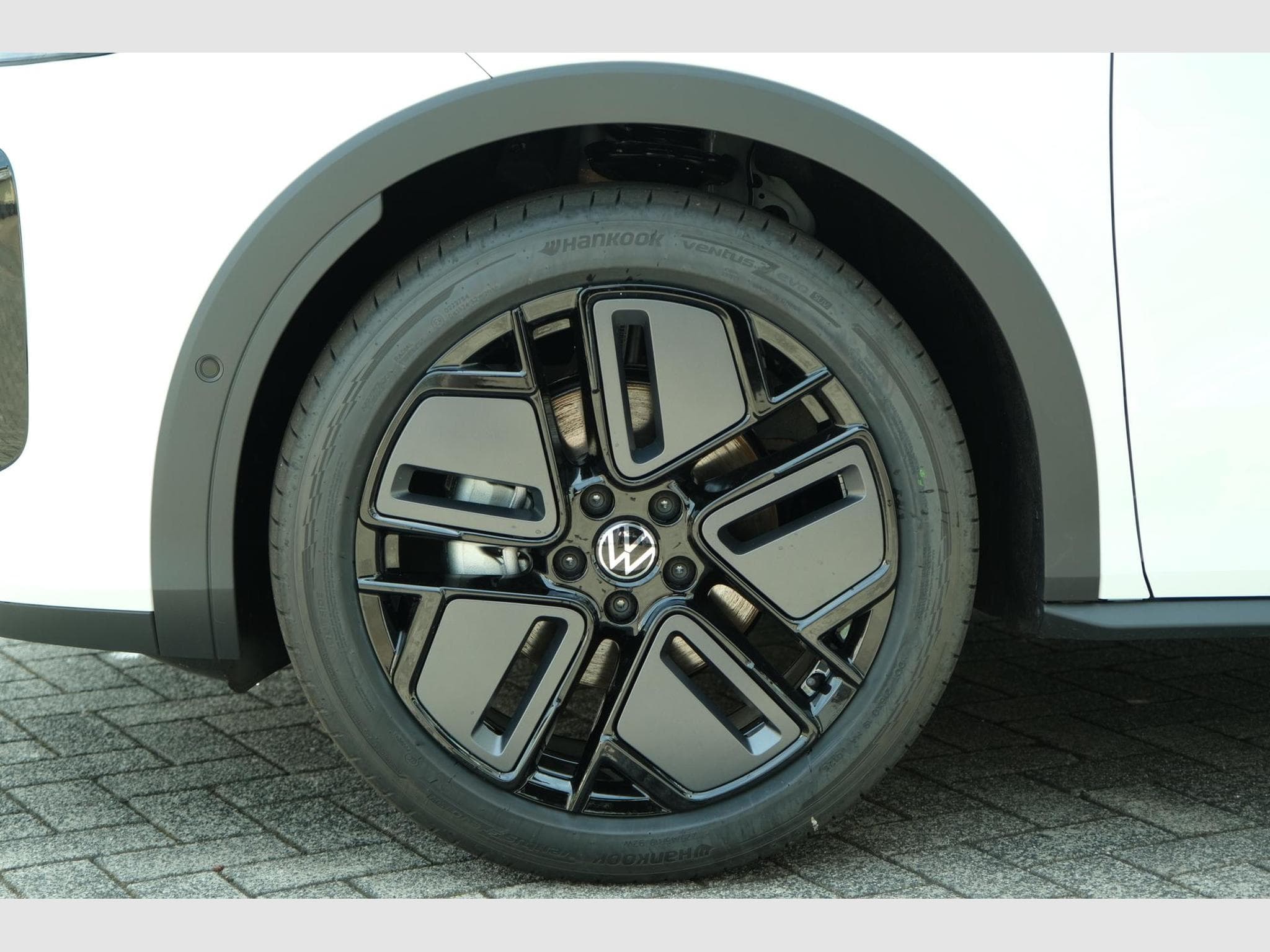VW T-Roc 1.5 eTSI DSG (2026) - Photo 3