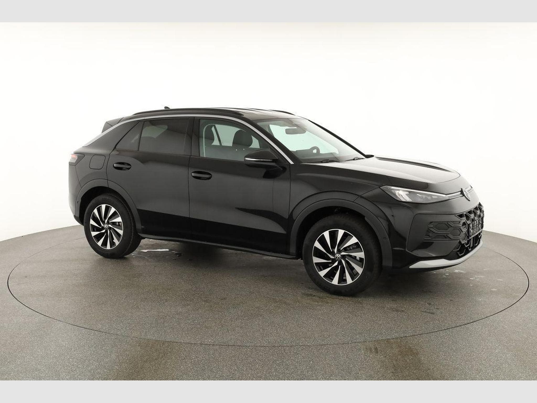 VW T-Roc 1.5 eTSI 110 kW Life (2026) - Photo 21