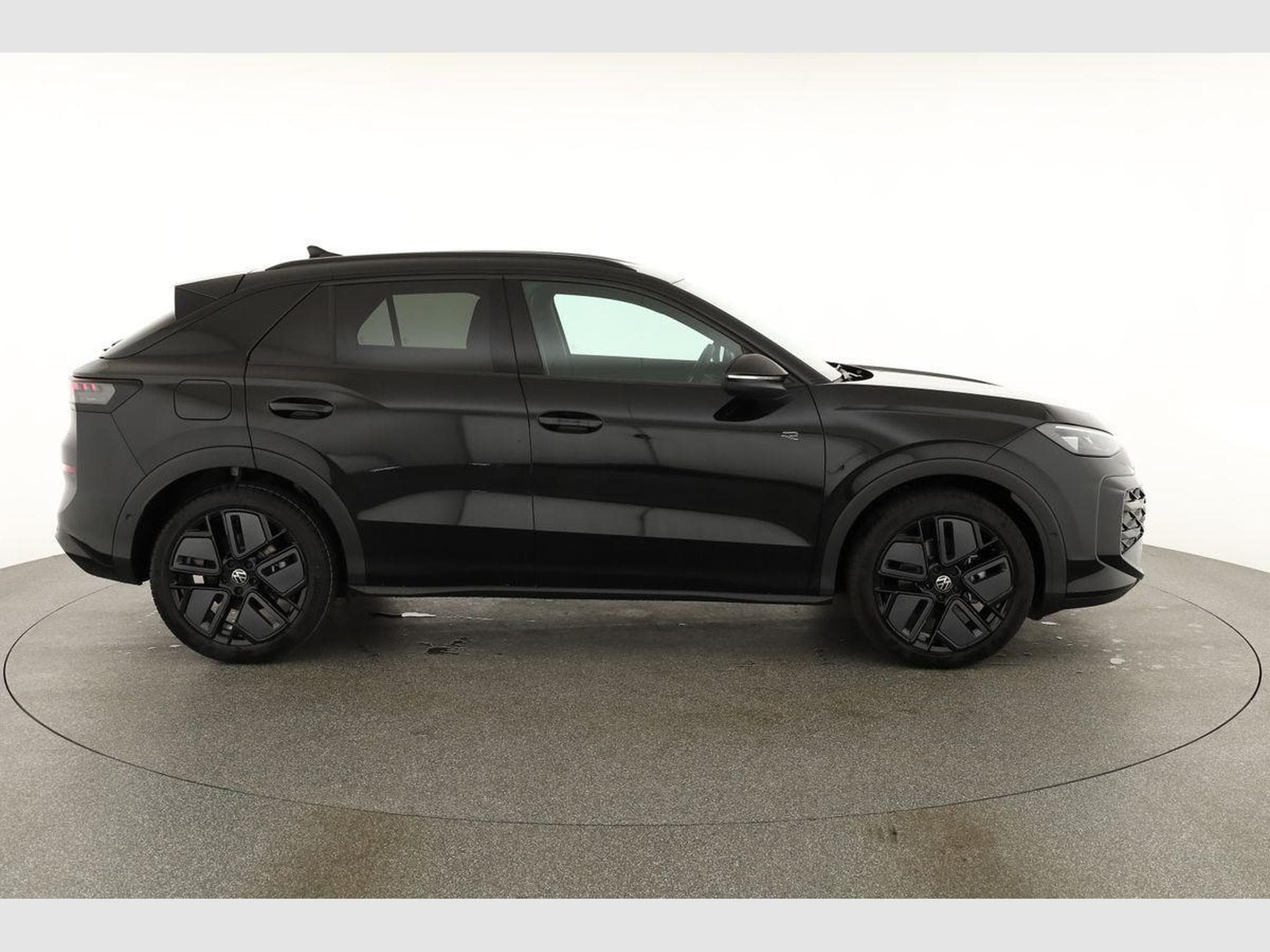 VW T-Roc 1.5 eTSI 110 kW R-Line (2026) - Photo 19
