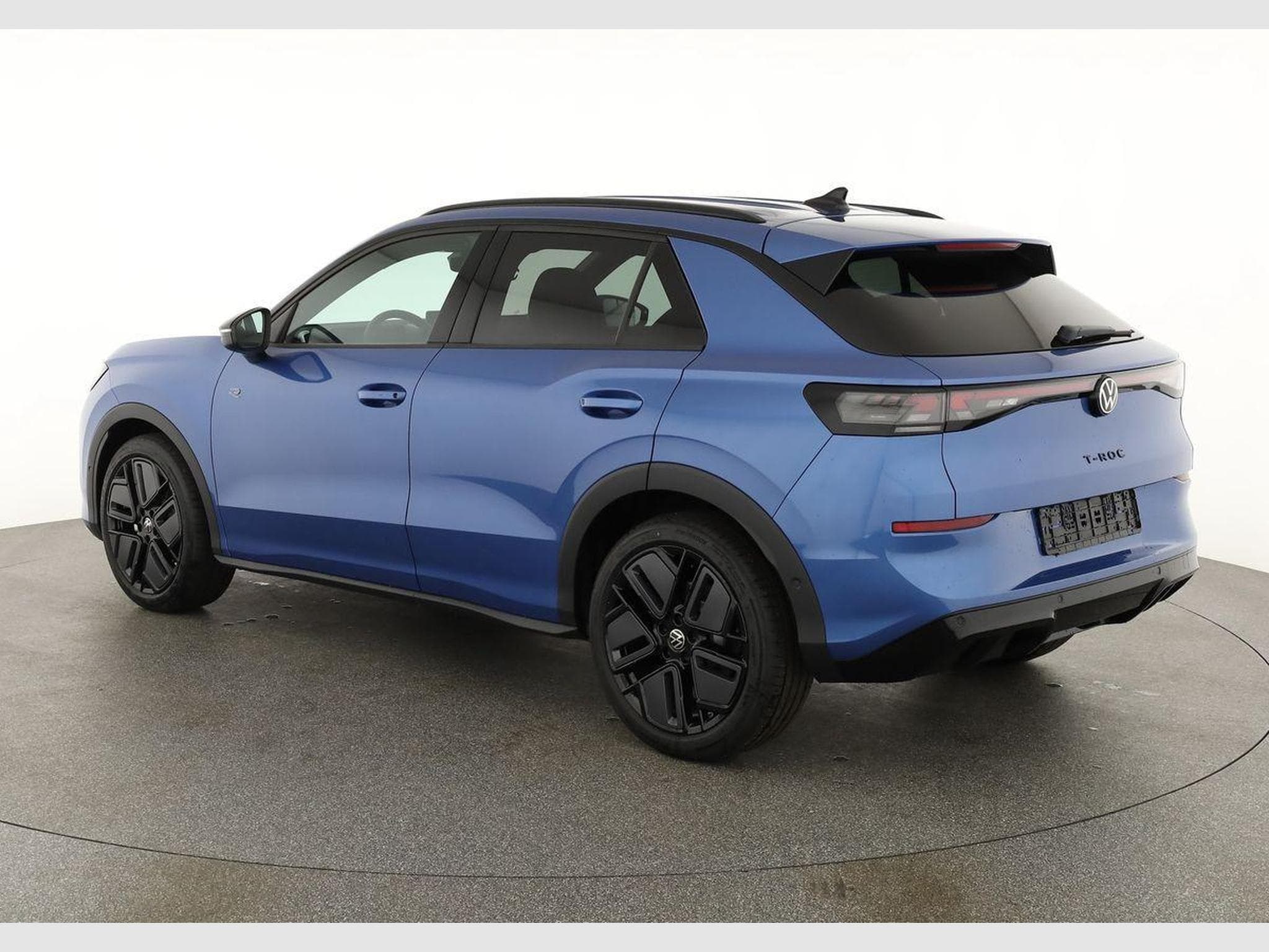 VW T-Roc 1.5 eTSI 110 kW R-Line (2026) - Photo 3