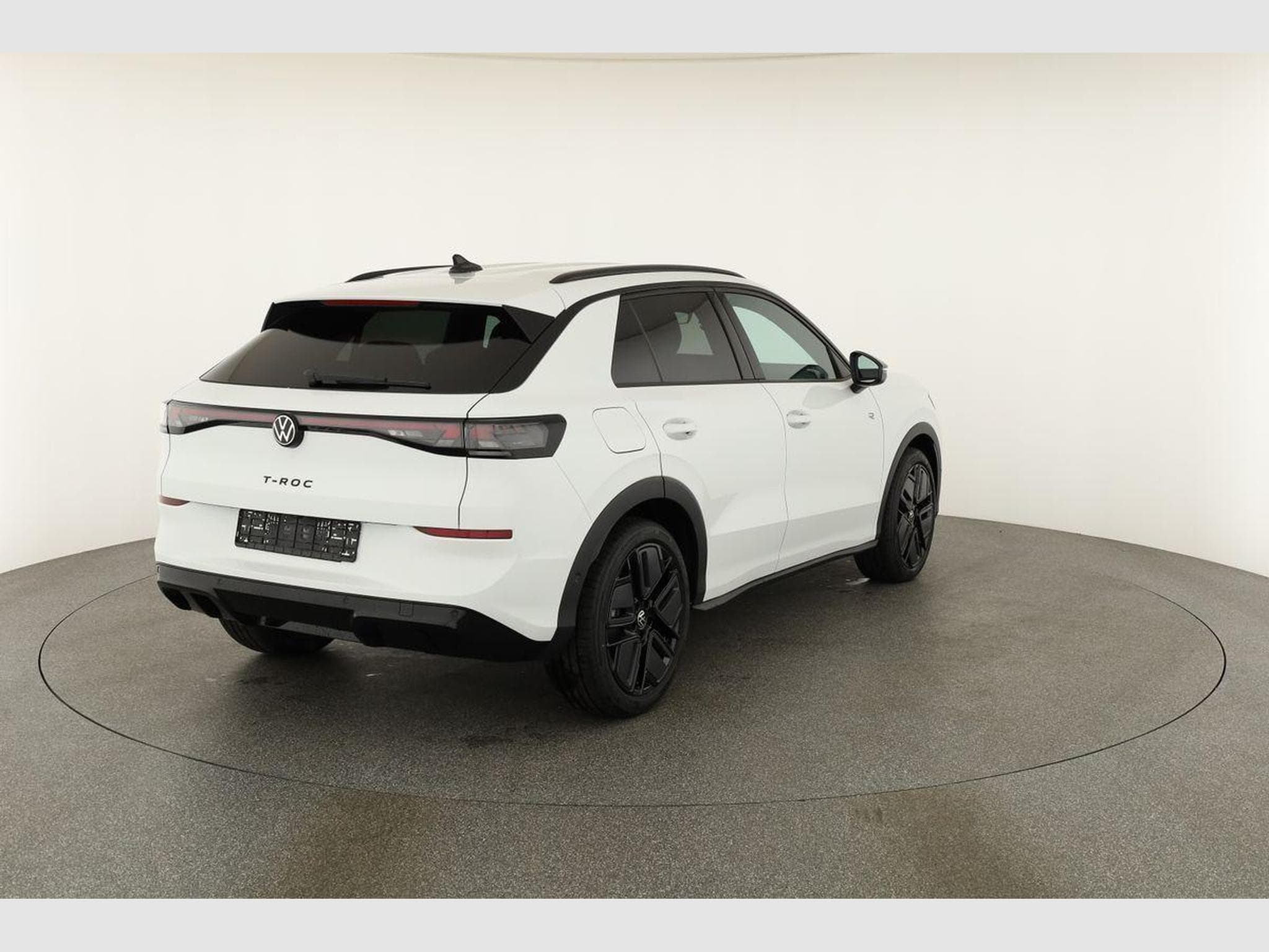 VW T-Roc 1.5 eTSI 110 kW R-Line (2026) - Photo 15
