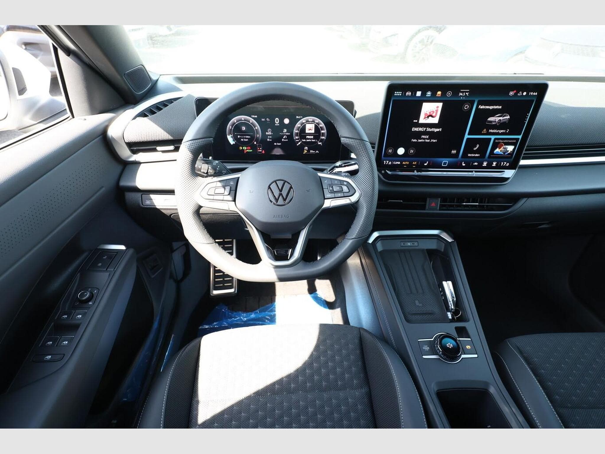 VW T-Roc R-Line (2026) - Foto 7