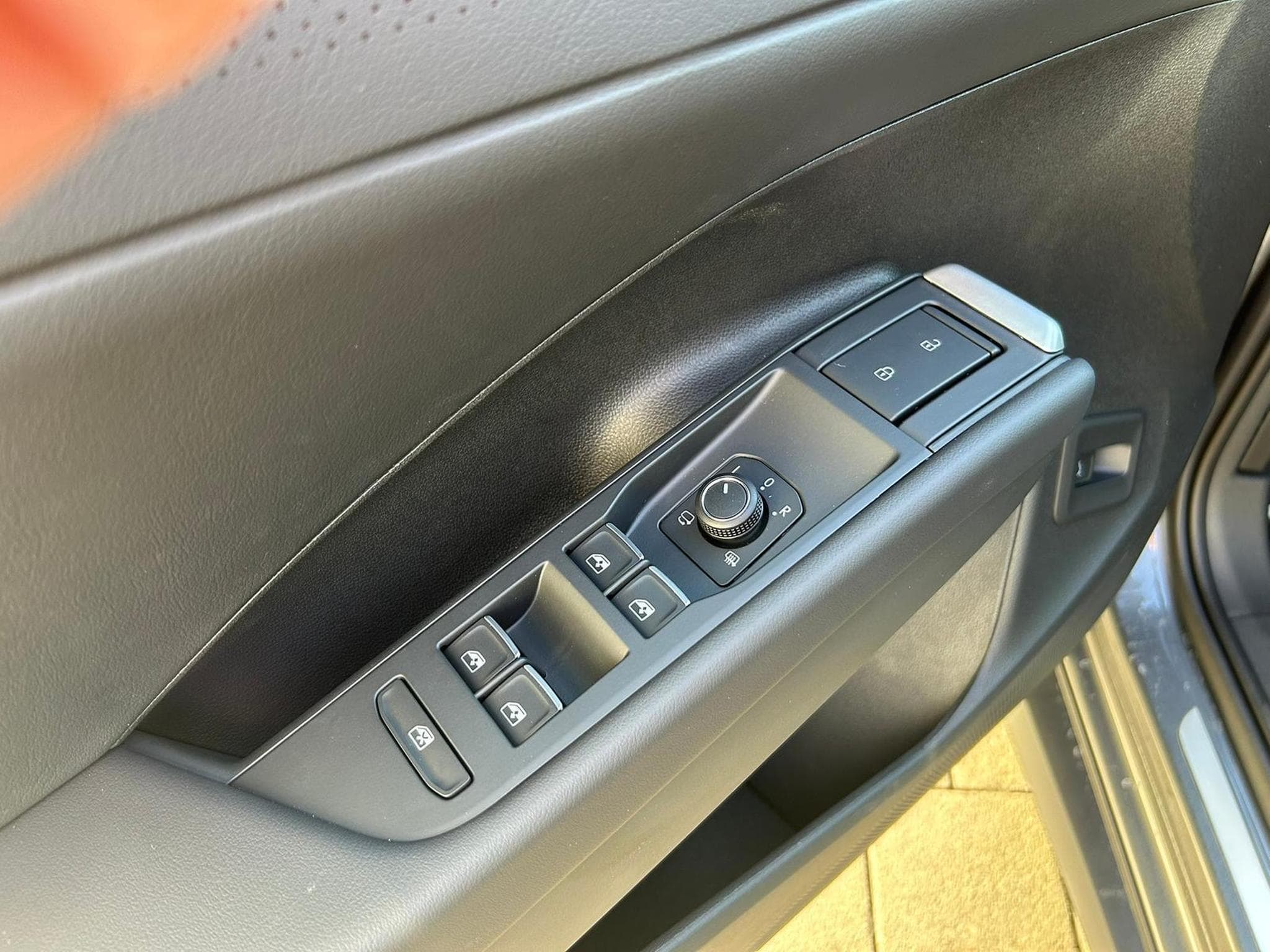 VW T-Roc R-Line (2026) - Foto 11