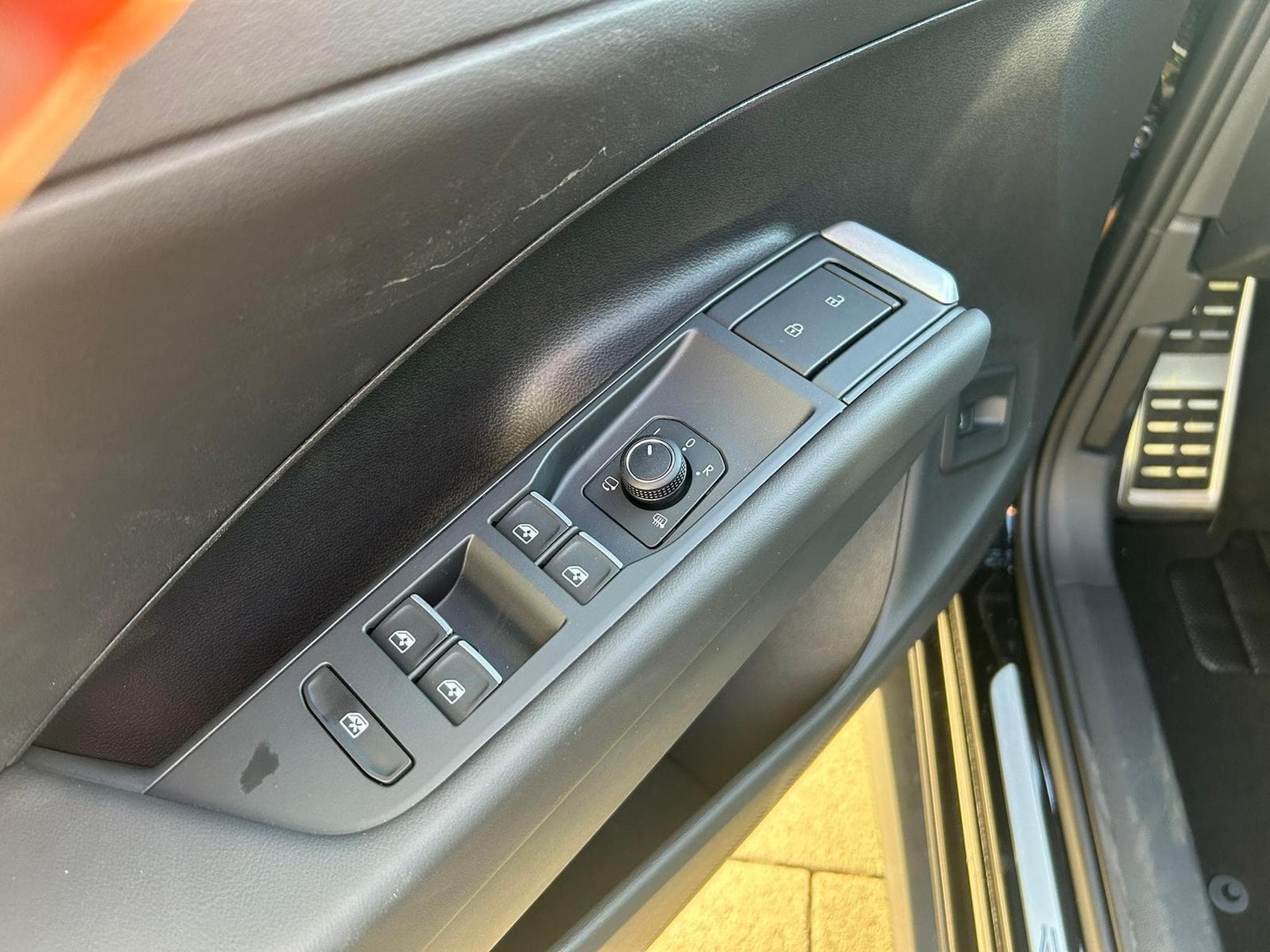 VW T-Roc R-Line (2026) - Foto 11