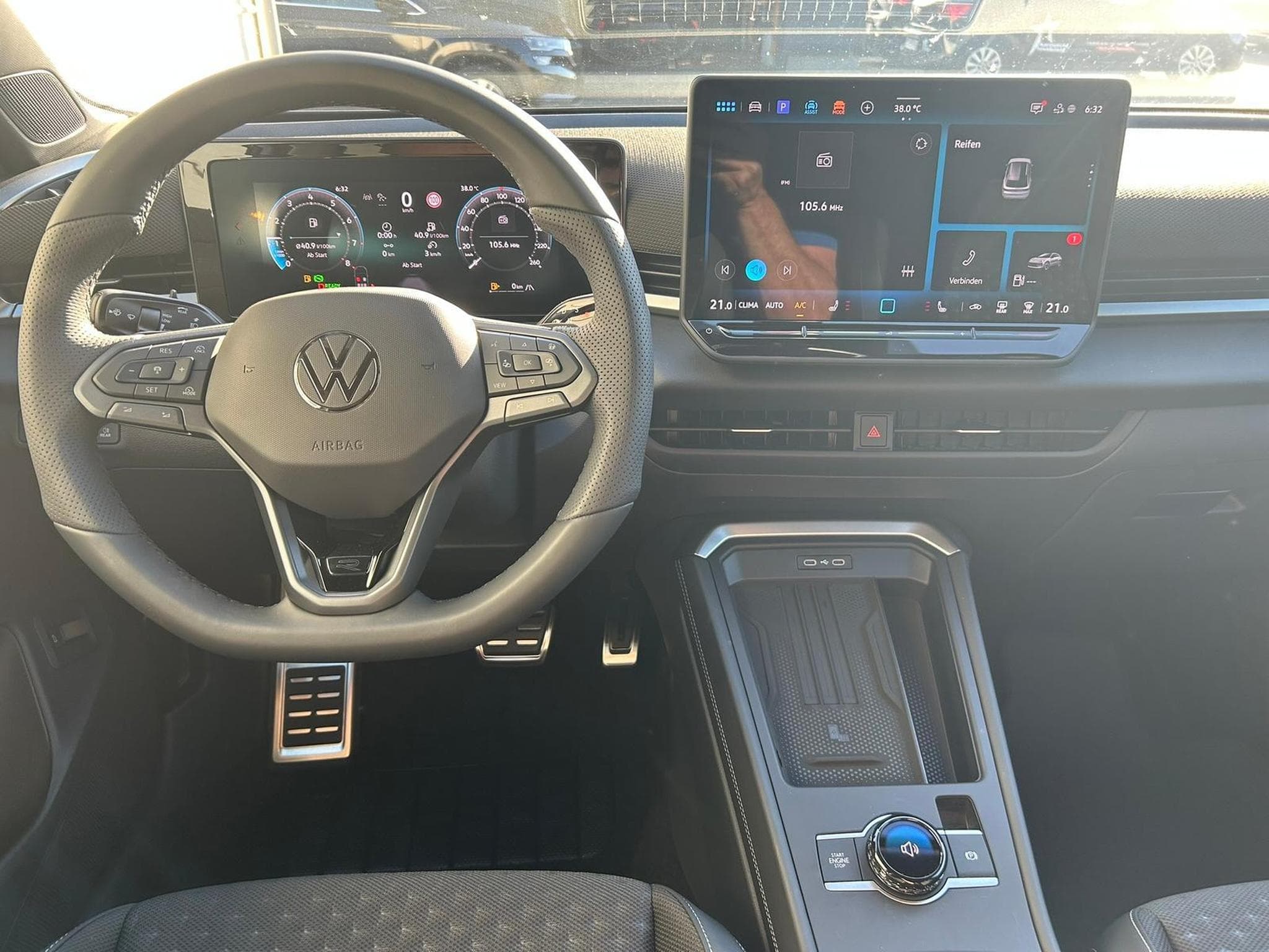 VW T-Roc R-Line (2026) - Foto 7