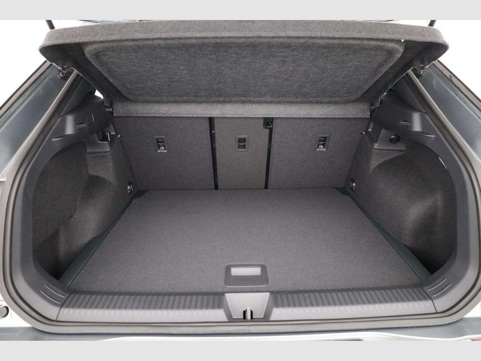 VW T-Roc 1.5 eTSI 110 kW R-Line (2026) - Foto 11