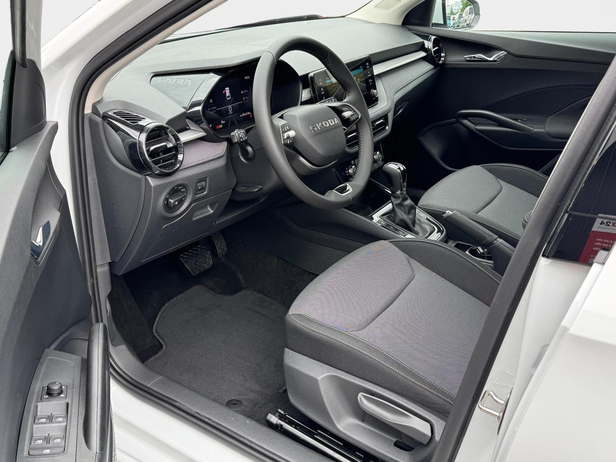 Skoda Fabia Extra Plus (2026) - Foto 10