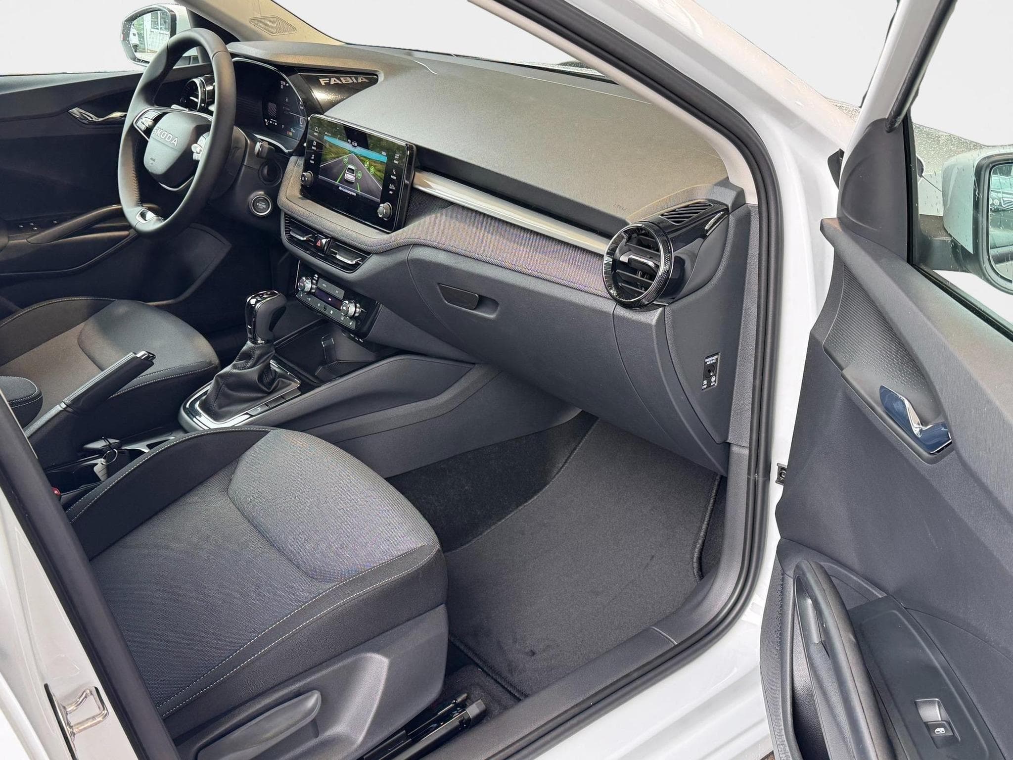 Skoda Fabia Extra Plus (2026) - Foto 8