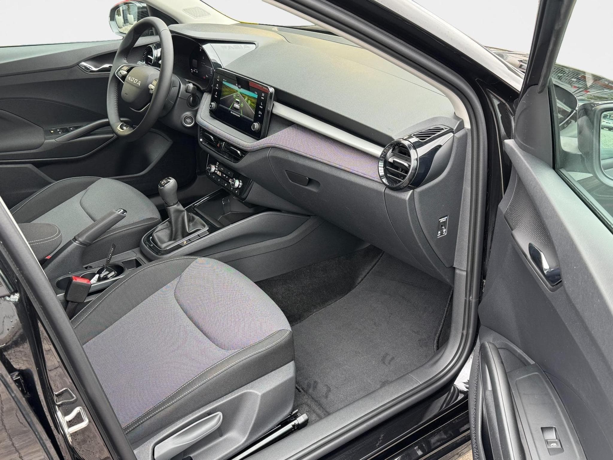 Skoda Fabia Extra Plus (2026) - Foto 10