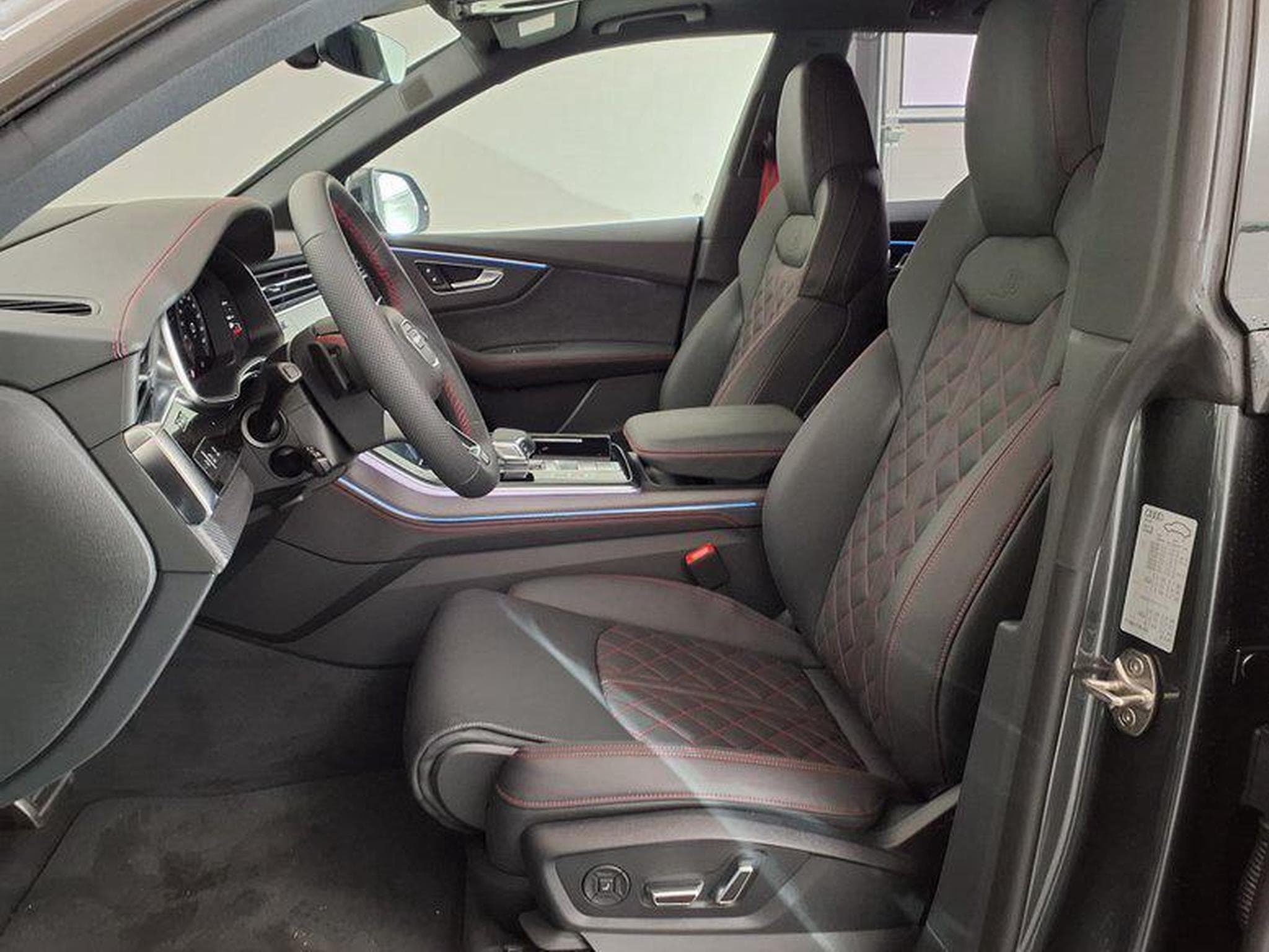 Audi Q8 S line 3.0 TDI 8-Gang-Tiptronic quattro (2026) - Foto 9