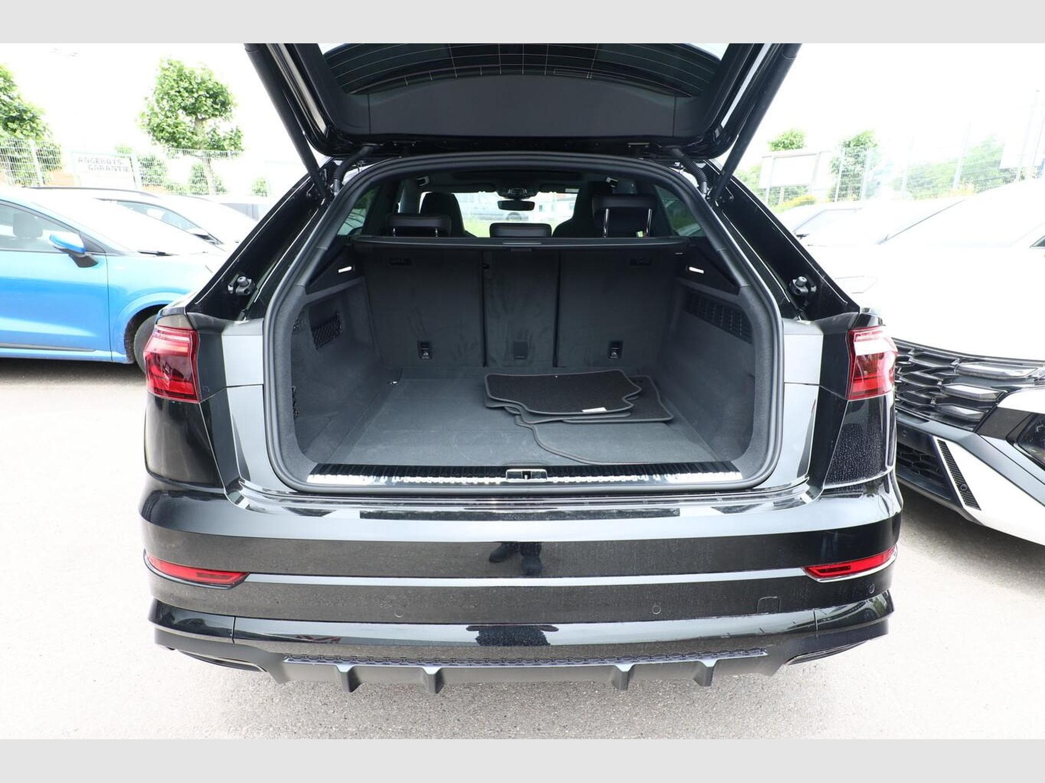 Audi Q8 S line (2026) - Foto 11