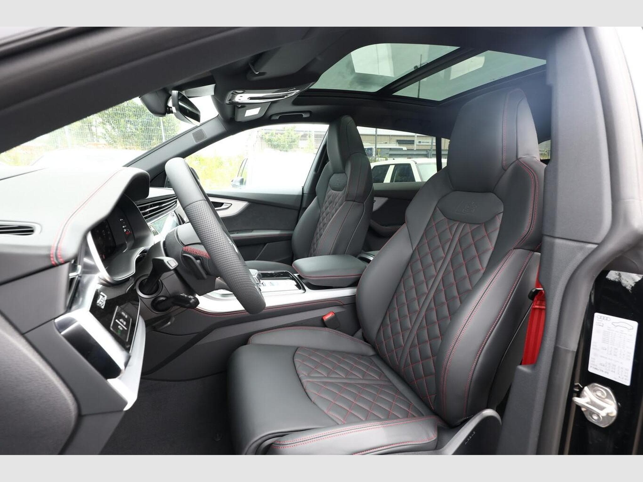 Audi Q8 S line (2026) - Foto 6