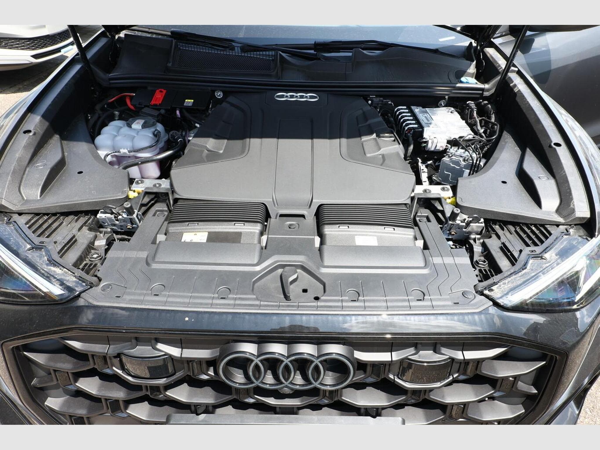 Audi Q8 S line (2026) - Foto 12