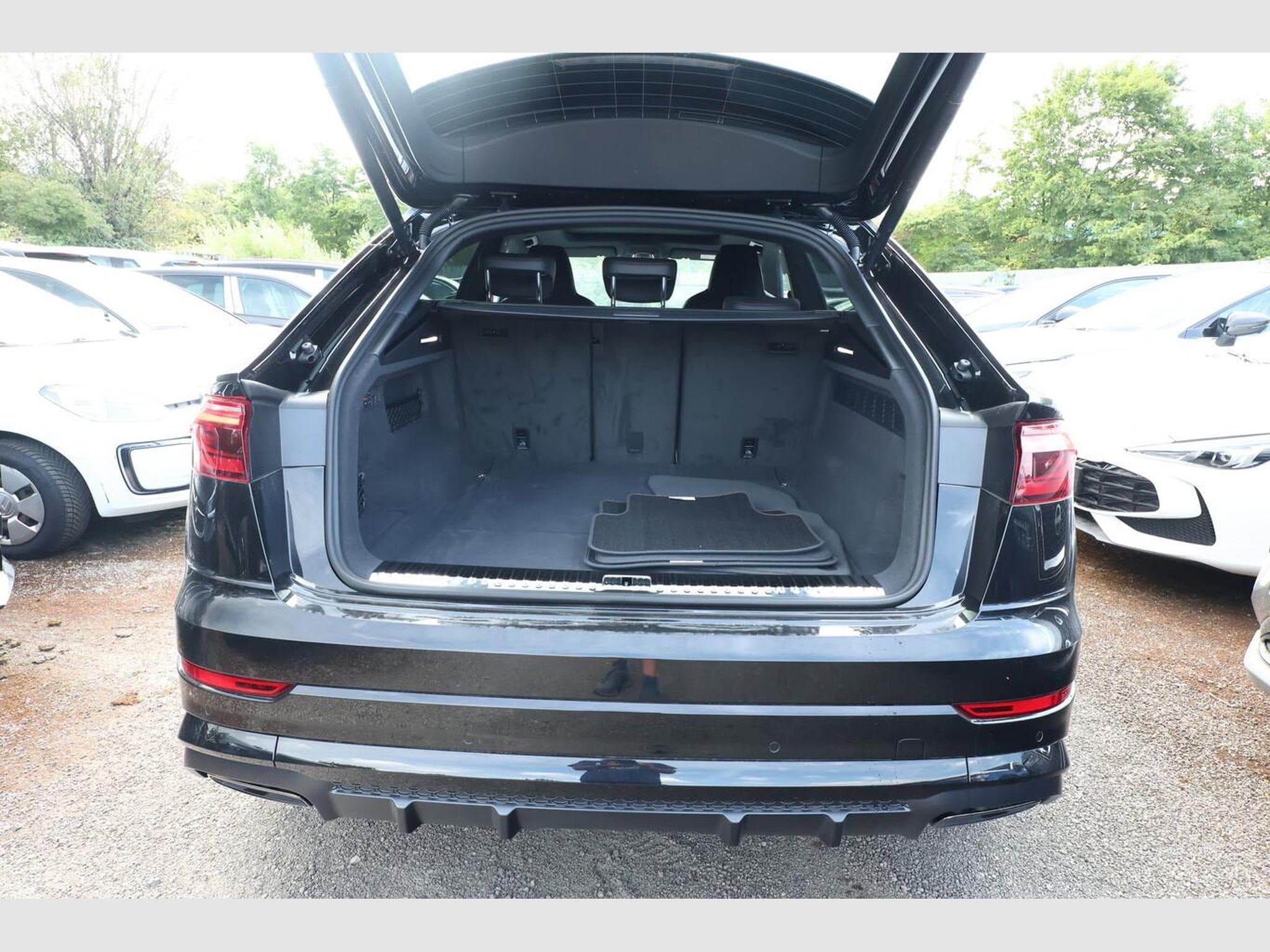 Audi Q8 S line (2026) - Photo 10